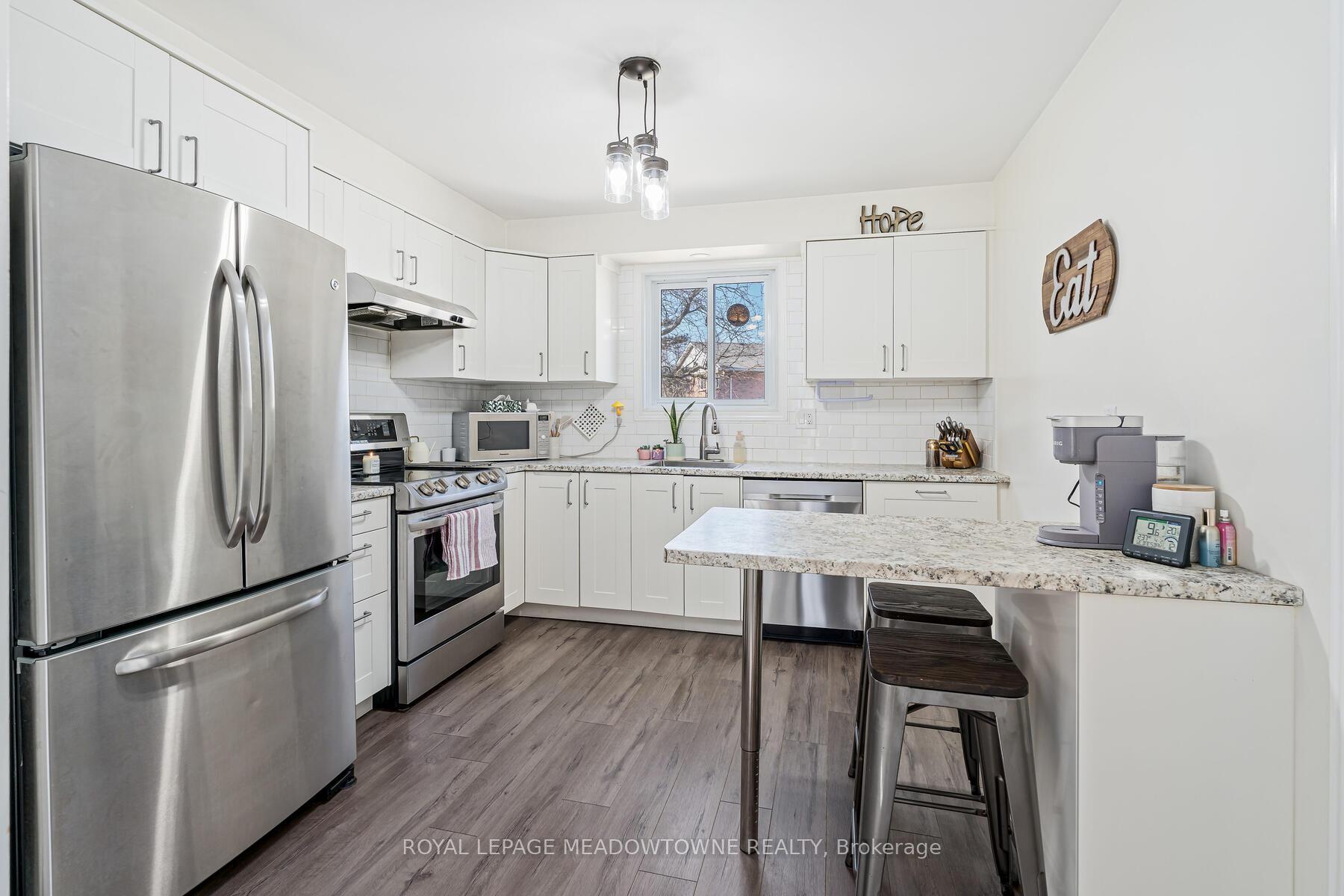 Photo 15 of 12 Hemlock Court, Brant, Brantford Twp — HOMEH