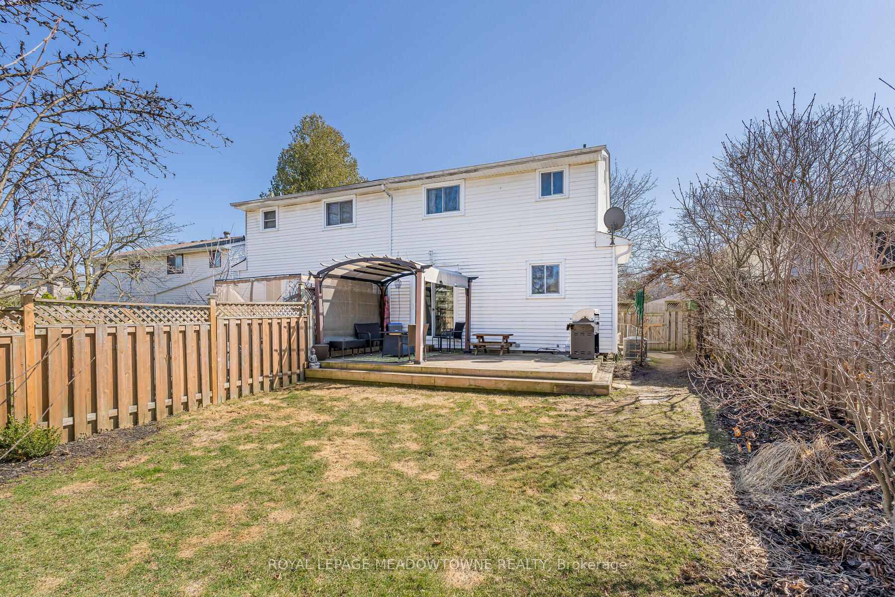 Photo 30 of 12 Hemlock Court, Brant, Brantford Twp — HOMEH
