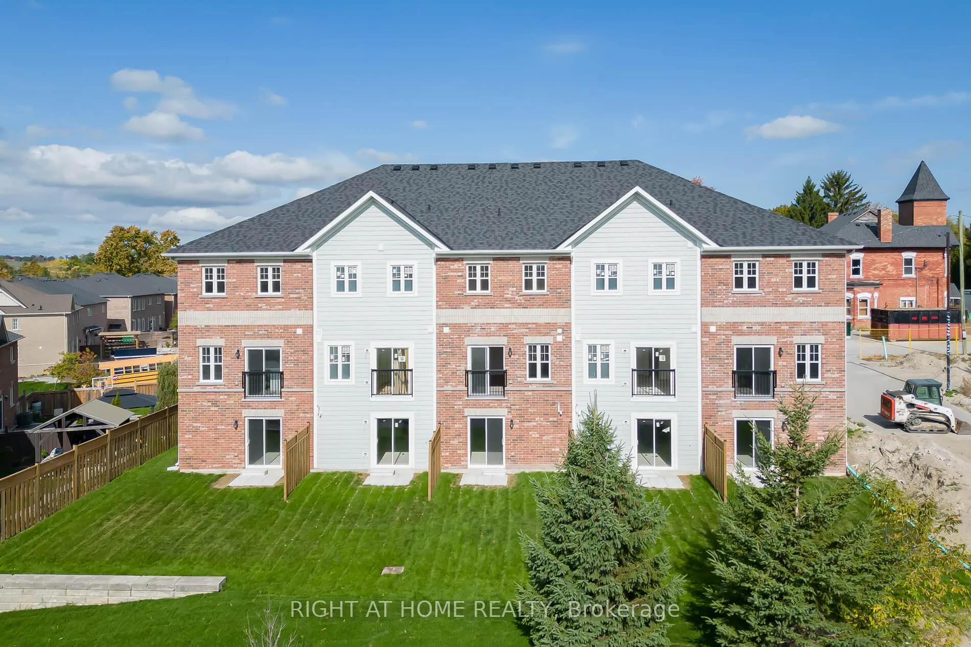 Photo 39 of 19 Ravenscraig Place, Innisfil, Cookstown — HOMEH