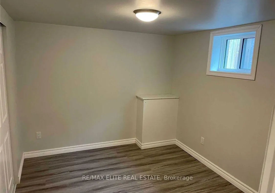 Photo 9 of 110 Front Street E, Whitby, Port Whitby — HOMEH