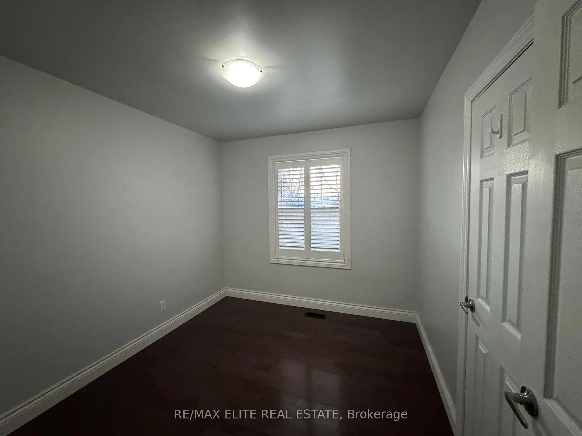 Photo 10 of 110 Front Street E, Whitby, Port Whitby — HOMEH