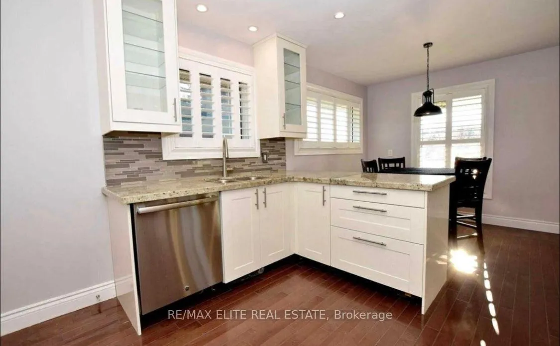 Photo 13 of 110 Front Street E, Whitby, Port Whitby — HOMEH