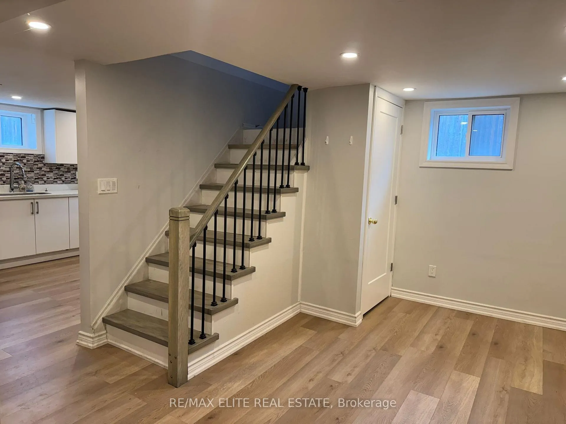 Photo 16 of 110 Front Street E, Whitby, Port Whitby — HOMEH