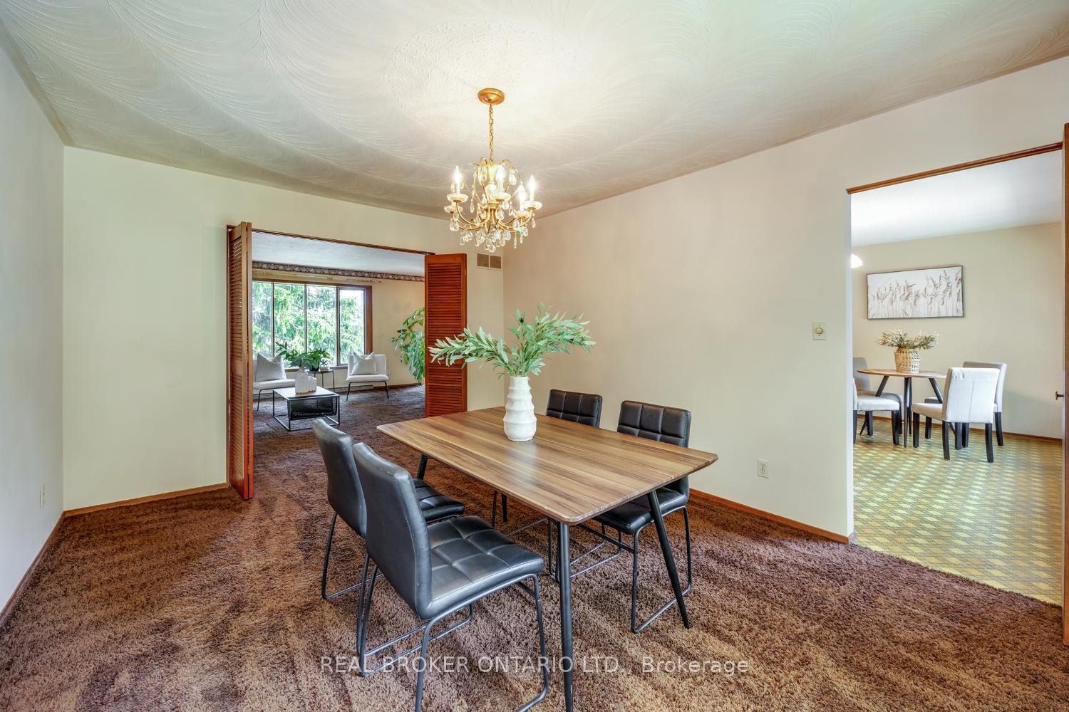Photo 9 of 48 Queen Street, Clarington, Bowmanville — HOMEH