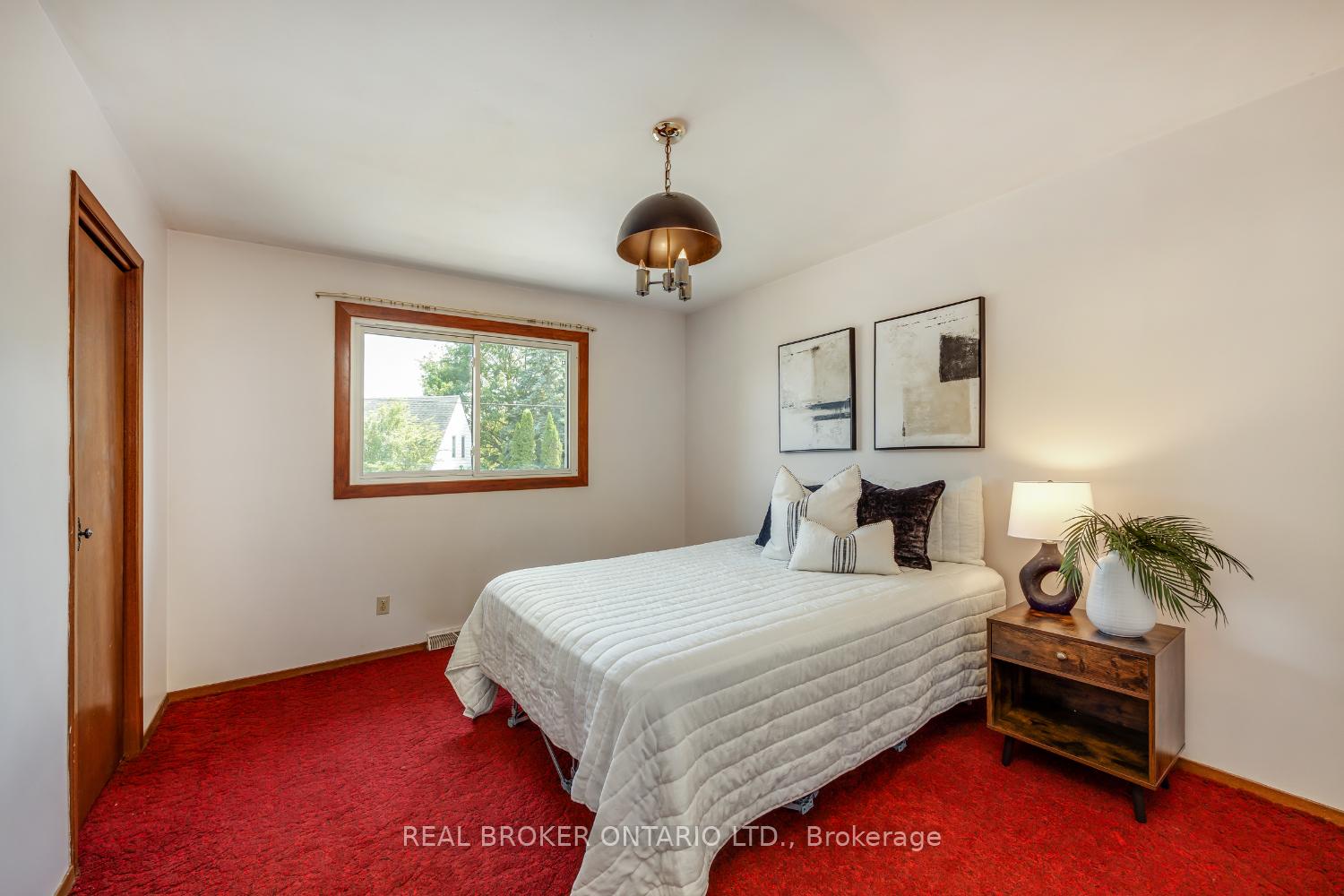 Photo 18 of 48 Queen Street, Clarington, Bowmanville — HOMEH
