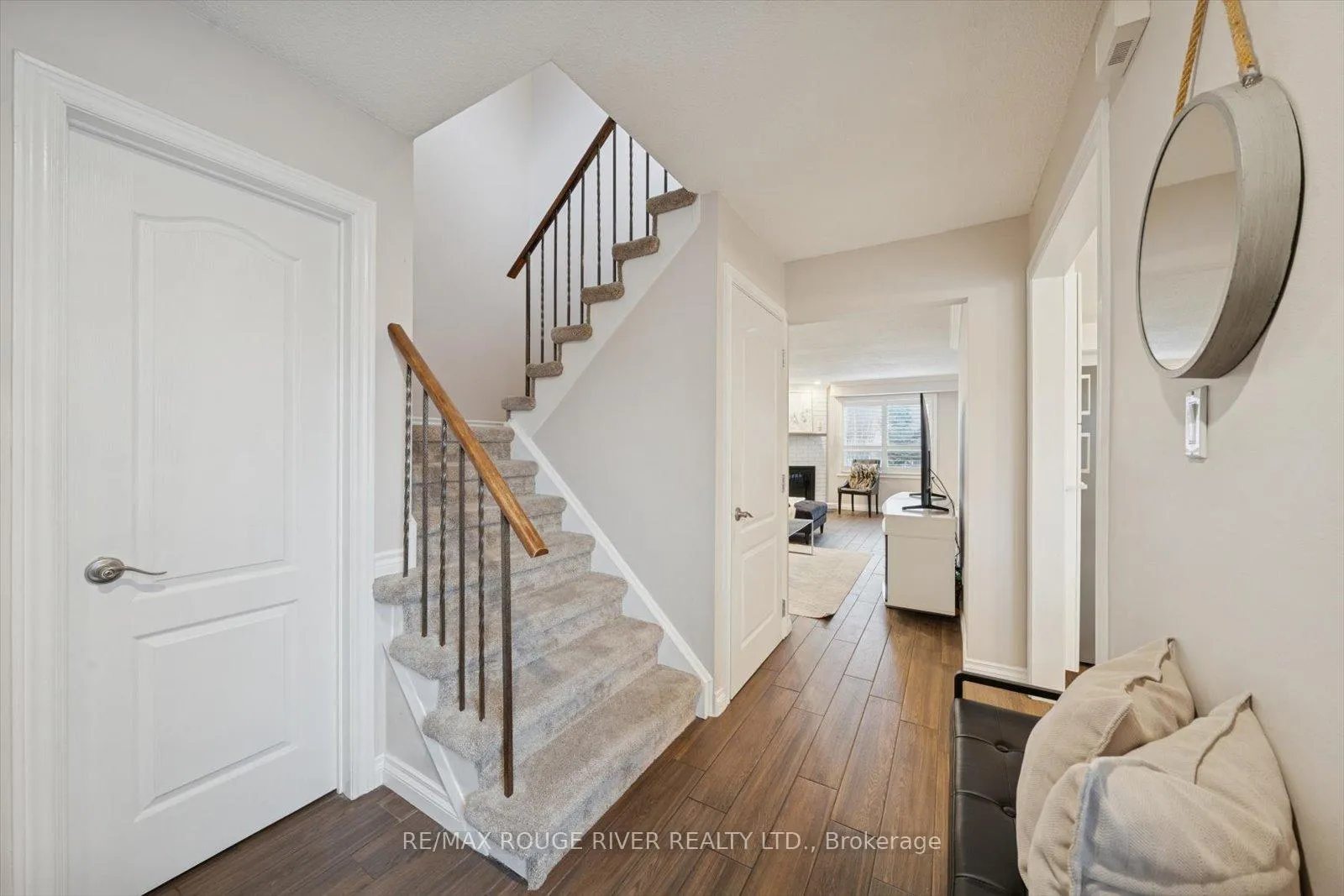 Photo 4 of 211 Ravenscroft Road, Ajax, Central West — HOMEH