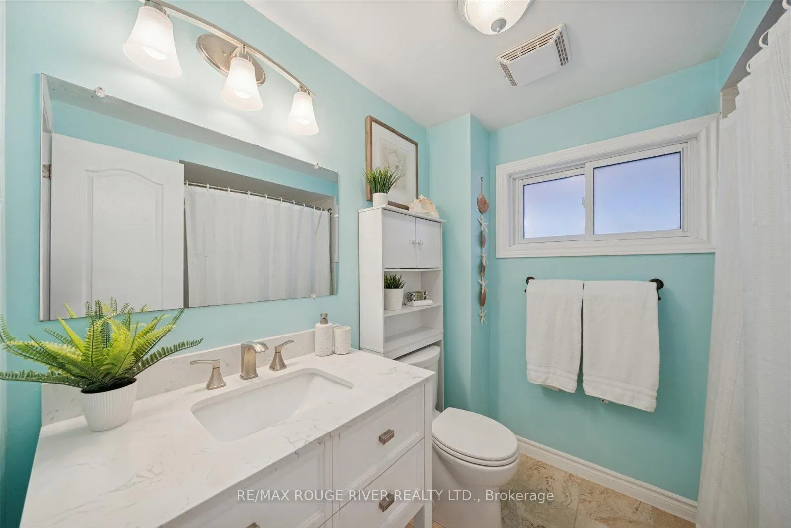Photo 27 of 211 Ravenscroft Road, Ajax, Central West — HOMEH