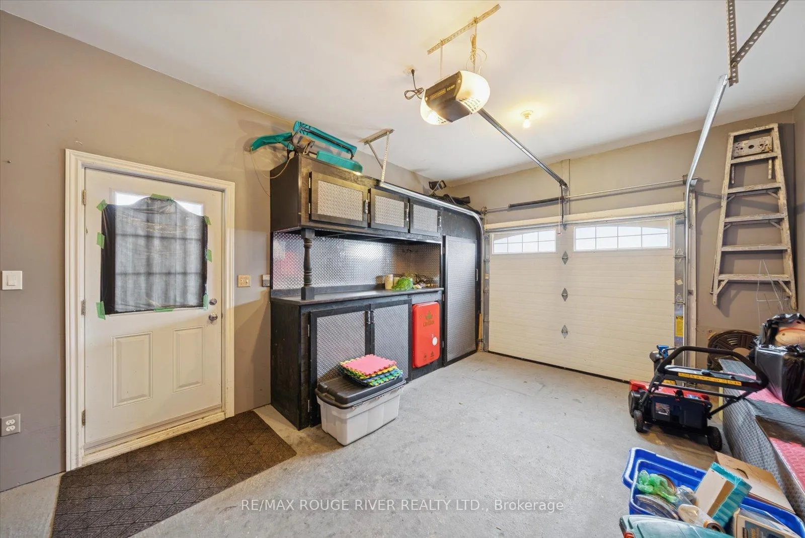 Photo 36 of 211 Ravenscroft Road, Ajax, Central West — HOMEH