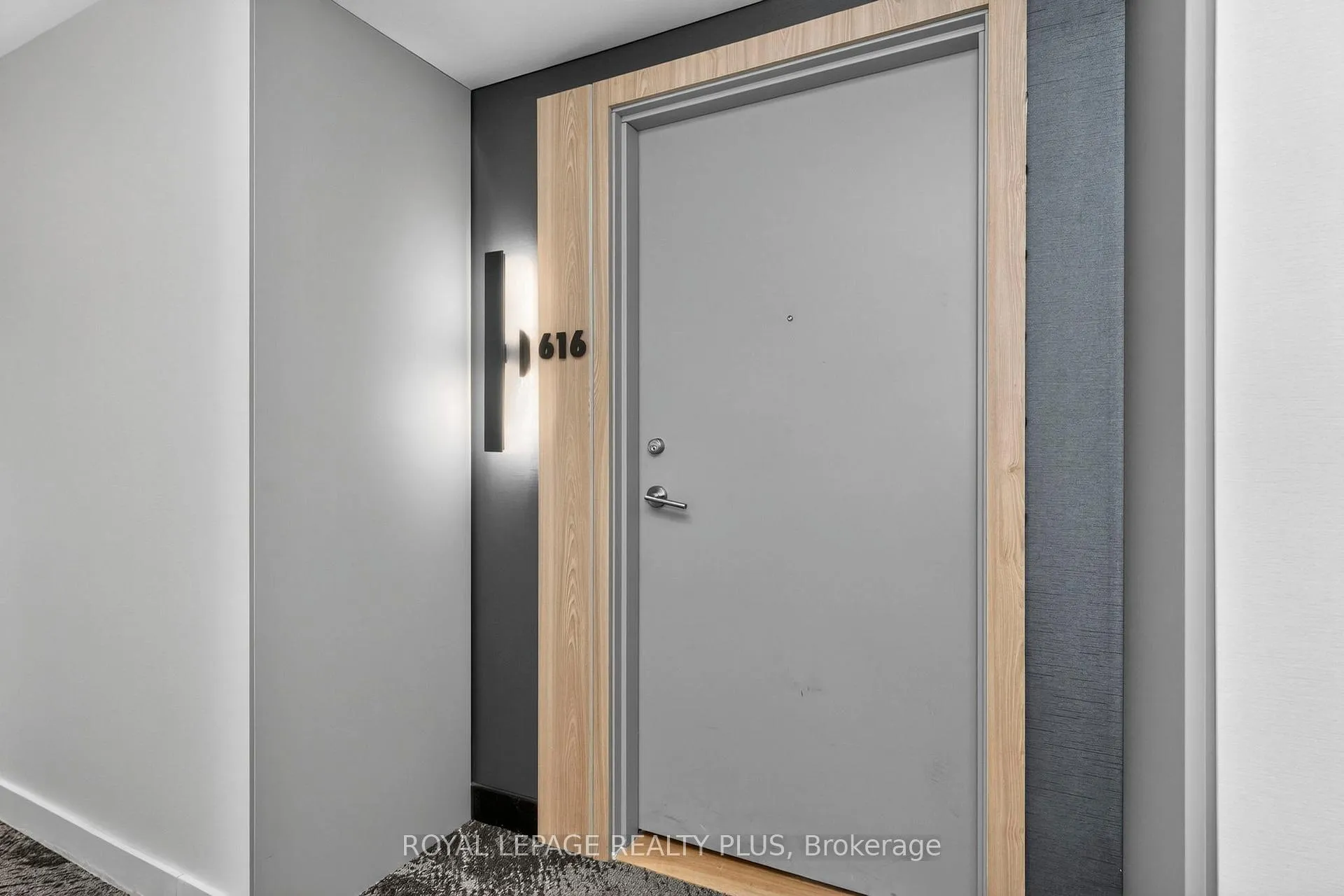Photo 7 of Unit 616, 185 Dunlop Street E, Barrie, Lakeshore — HOMEH