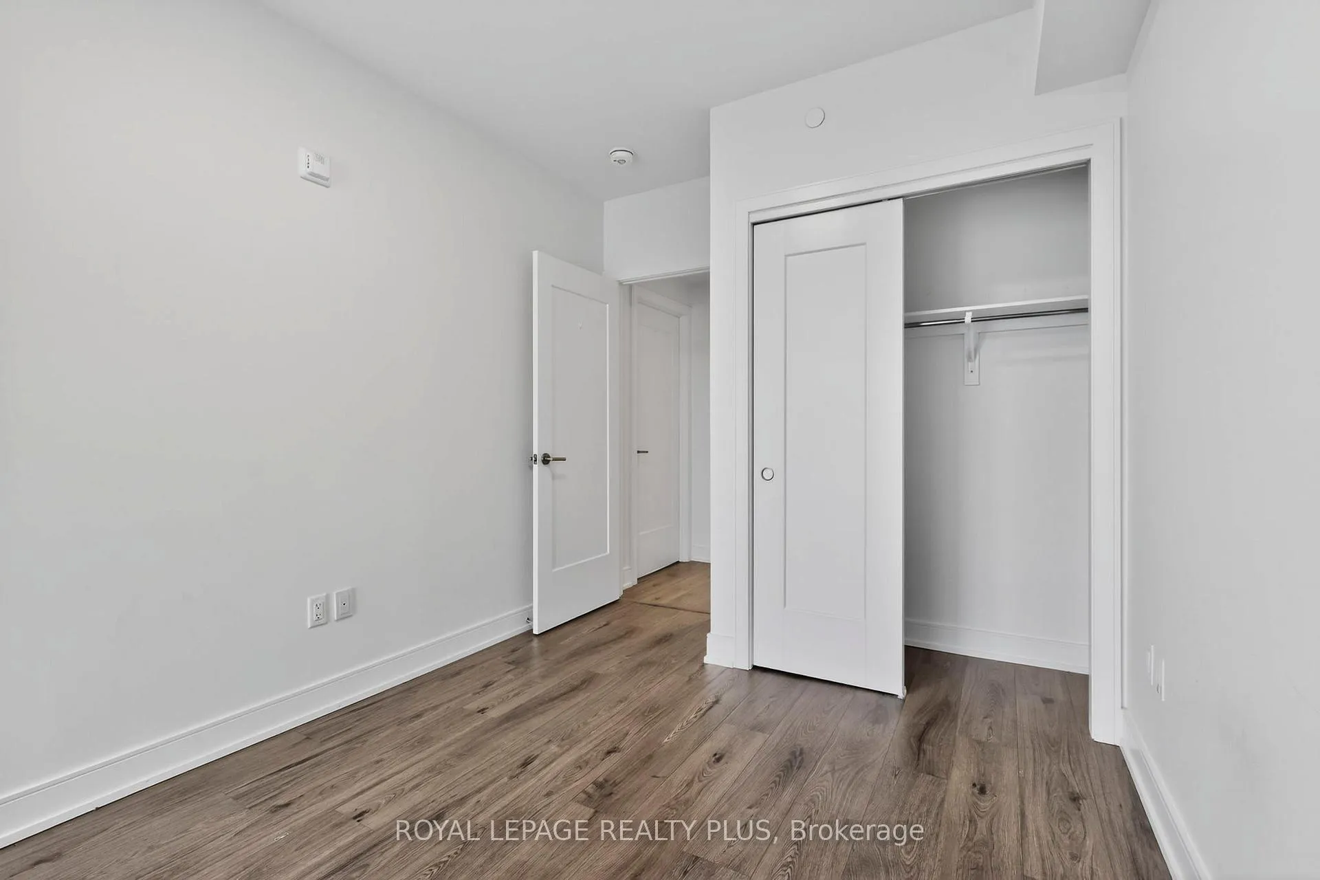 Photo 27 of Unit 616, 185 Dunlop Street E, Barrie, Lakeshore — HOMEH
