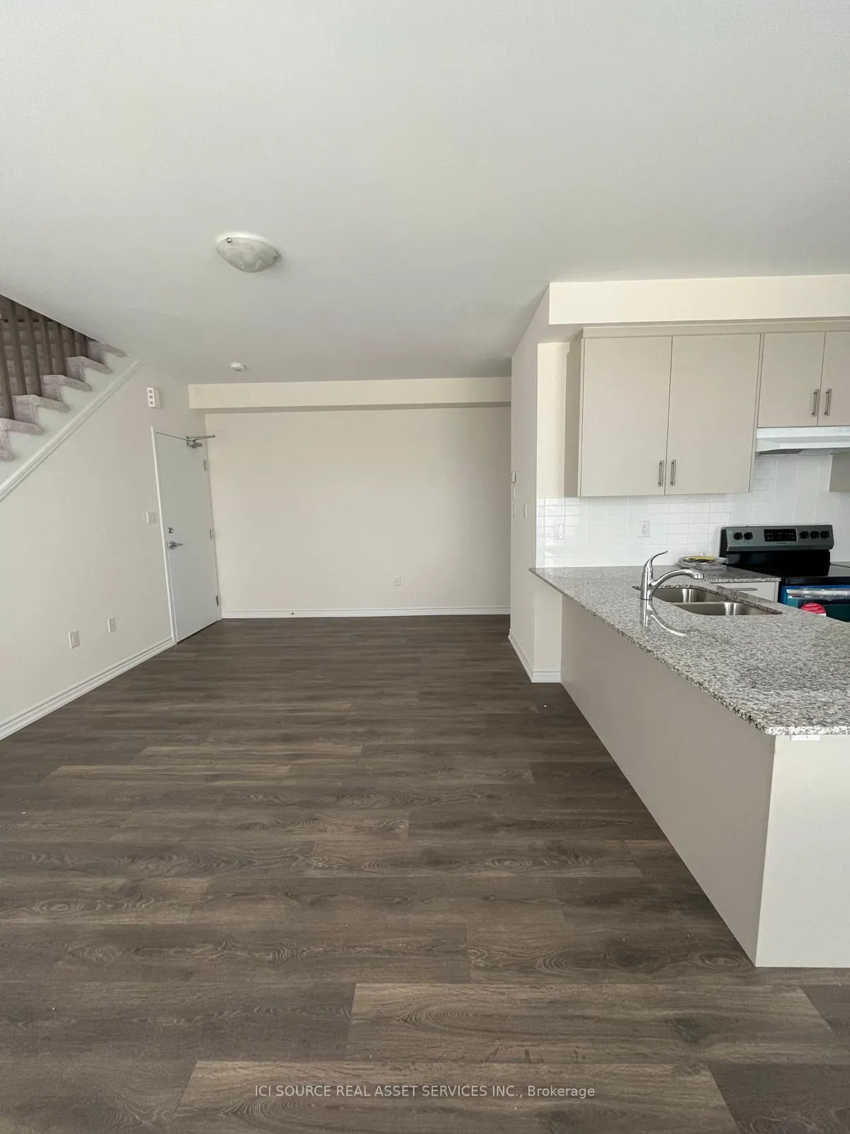 Photo 5 of Unit 55, 70 Knotsberry Circle, Brampton, Bram West — HOMEH