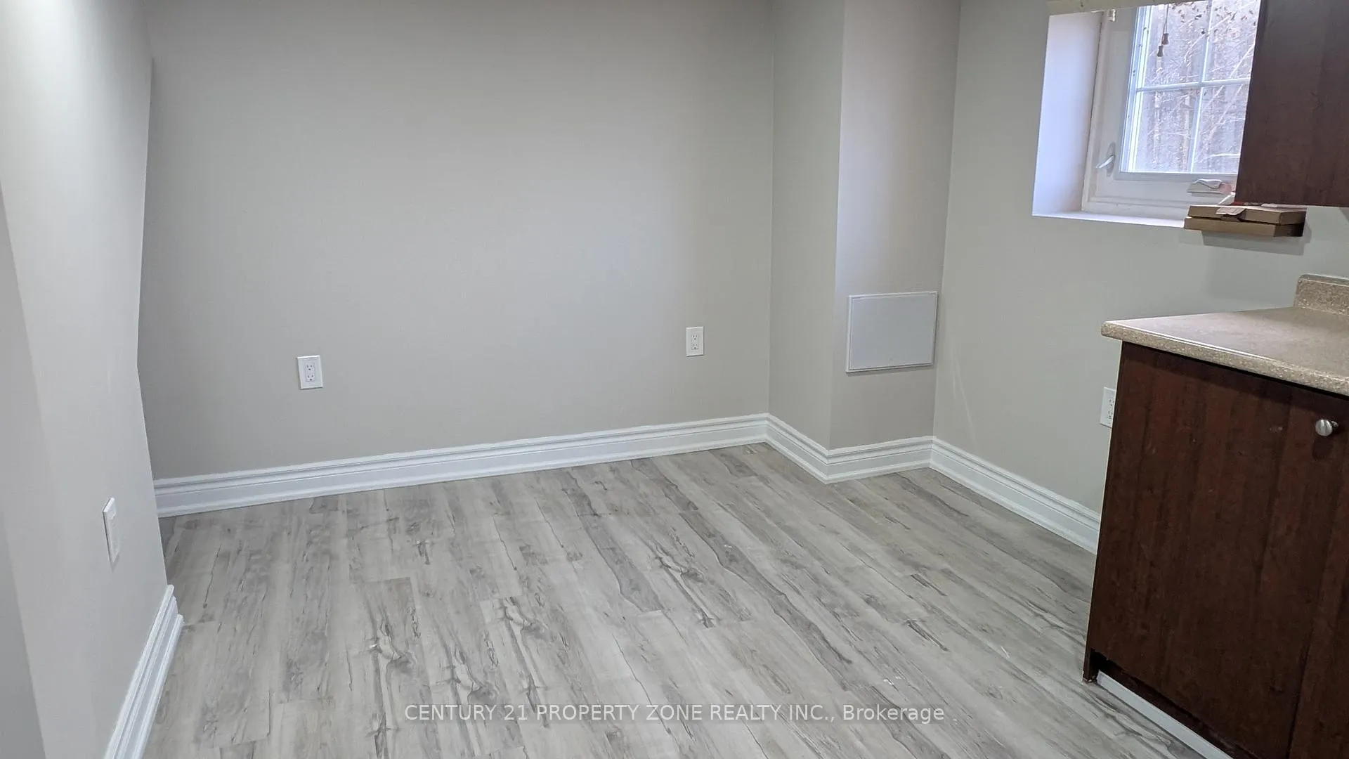 Photo 7 of Unit LOWER, 93 Nelson Street W, Brampton, Downtown Brampton — HOMEH