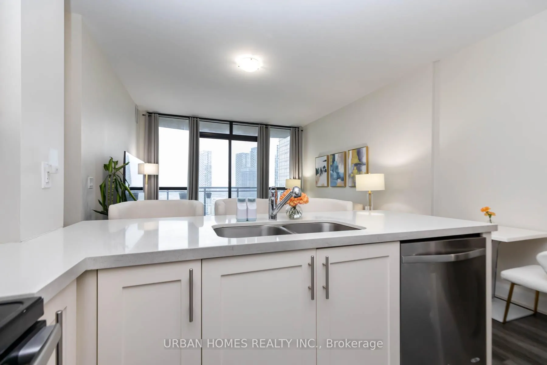 Photo 16 of Unit 2605, 2900 Highway 7 Road, Vaughan, Concord — HOMEH