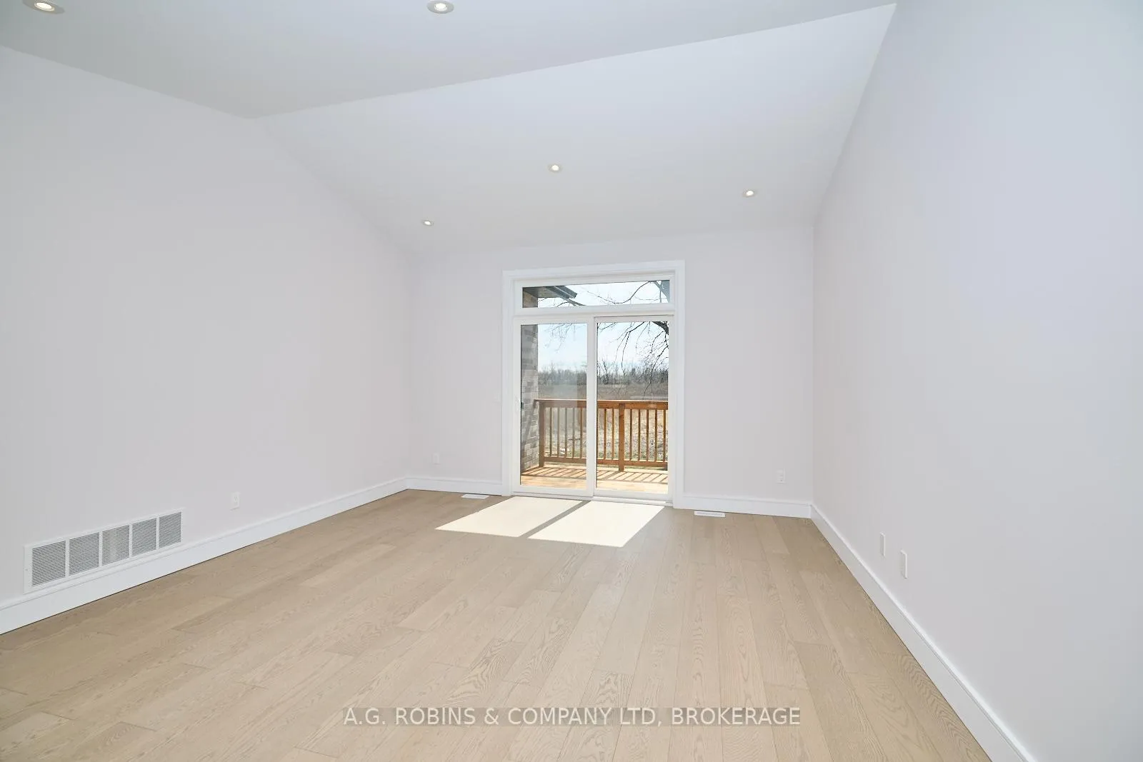 Photo 15 of 4124 Fly Road, Lincoln, Escarpment — HOMEH