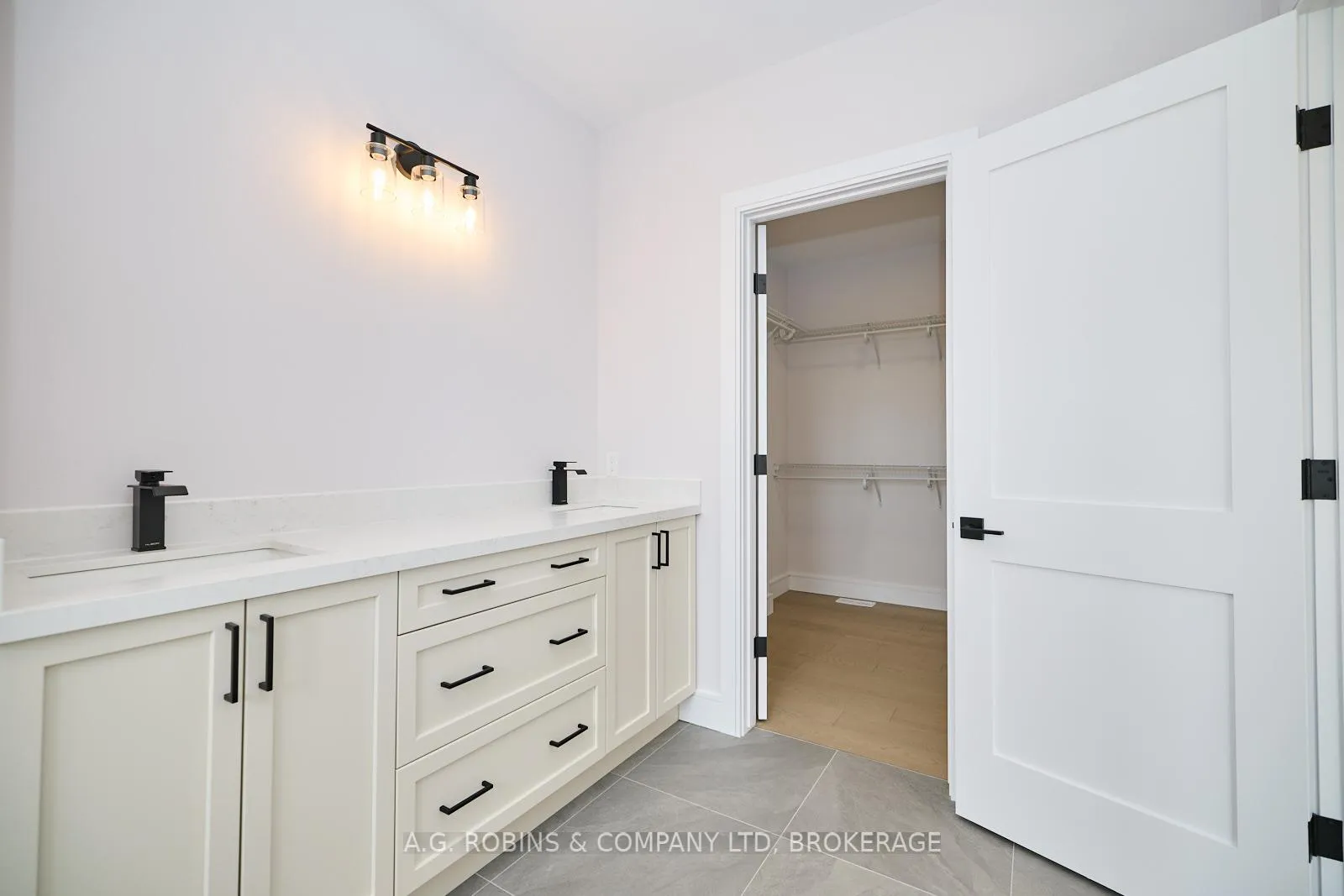 Photo 32 of 4124 Fly Road, Lincoln, Escarpment — HOMEH