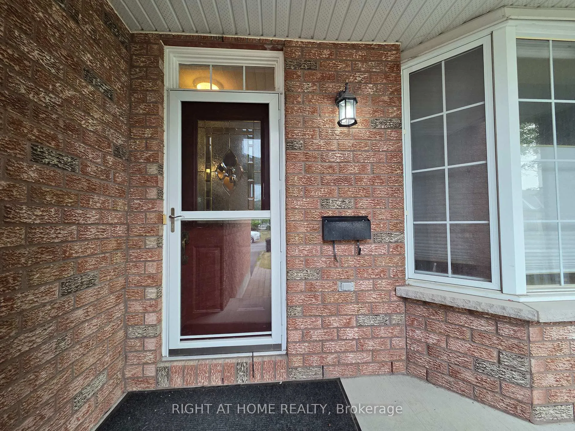 Photo 4 of 96 Maple Stand Way, Ottawa, Barrhaven East — HOMEH