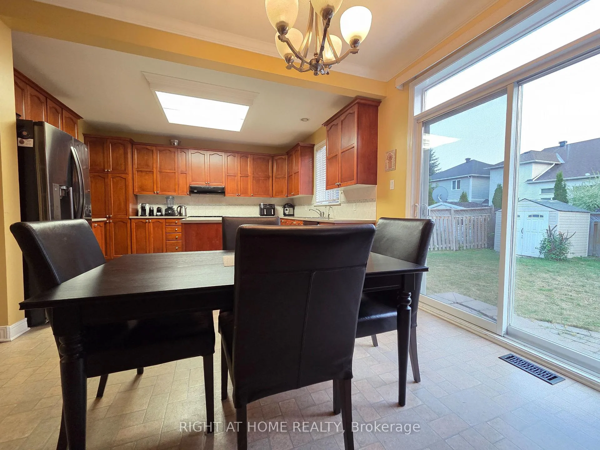 Photo 12 of 96 Maple Stand Way, Ottawa, Barrhaven East — HOMEH