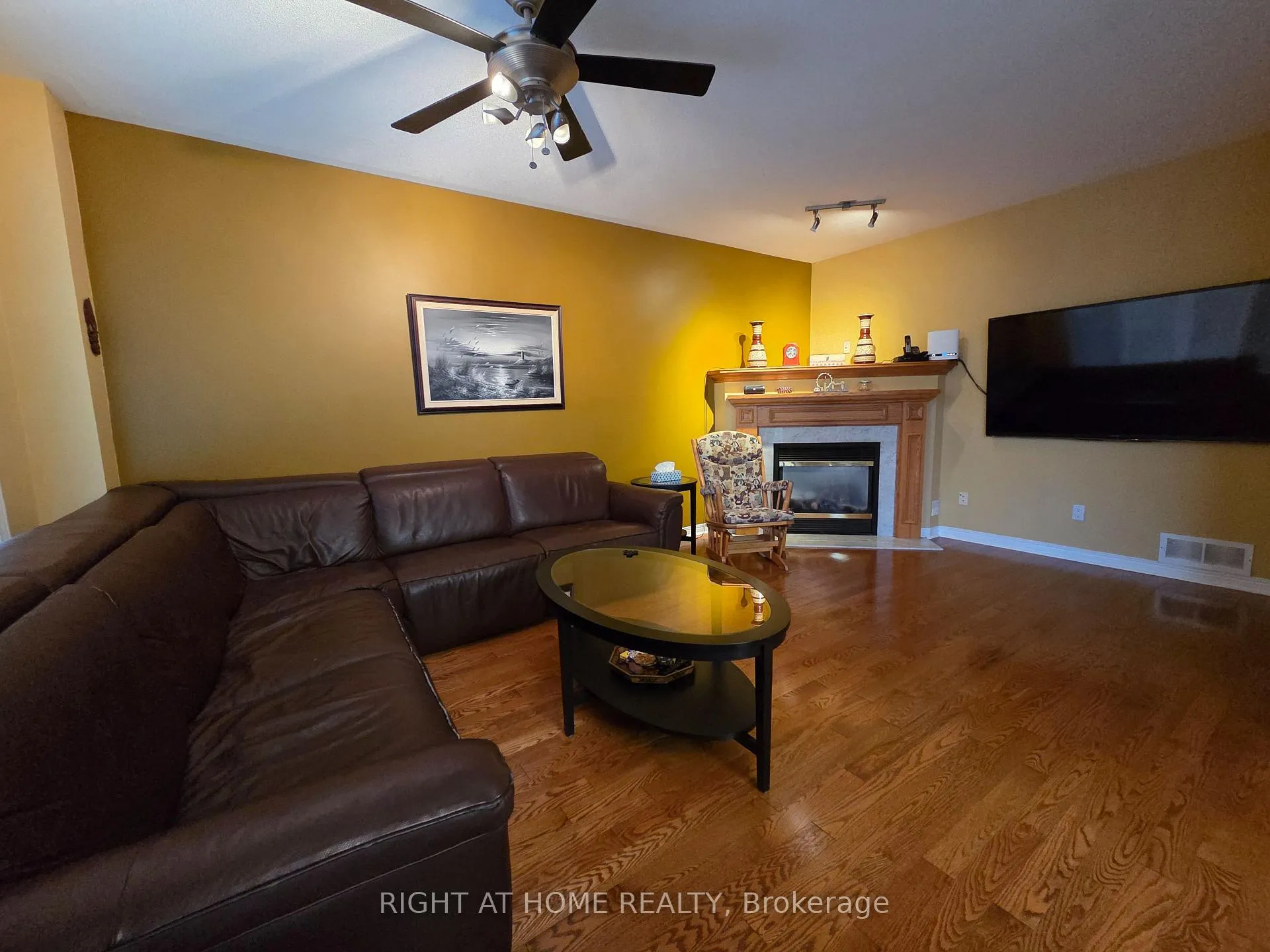 Photo 13 of 96 Maple Stand Way, Ottawa, Barrhaven East — HOMEH