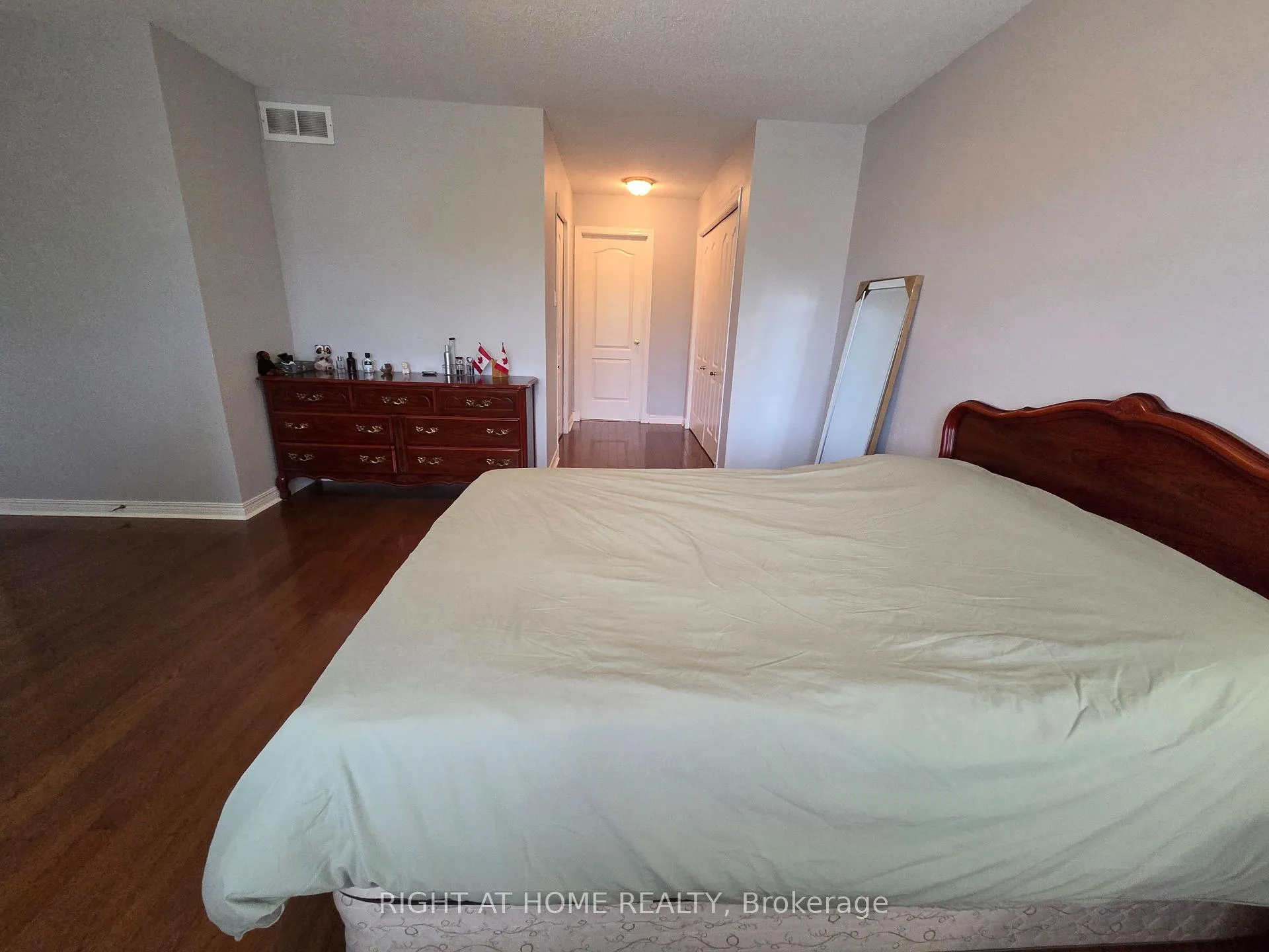Photo 20 of 96 Maple Stand Way, Ottawa, Barrhaven East — HOMEH
