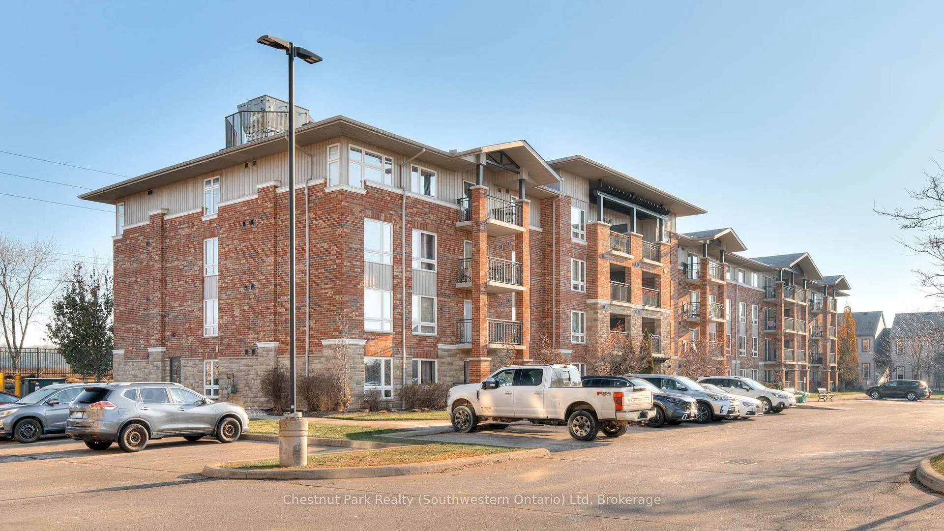 Photo 3 of Unit 103, 19 Waterford Drive, Guelph, Pineridge/Westminster Woods — HOMEH
