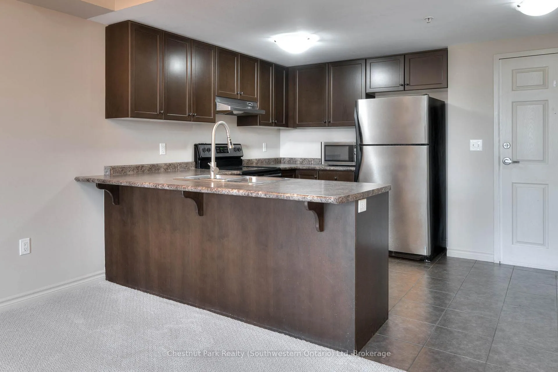 Photo 7 of Unit 103, 19 Waterford Drive, Guelph, Pineridge/Westminster Woods — HOMEH