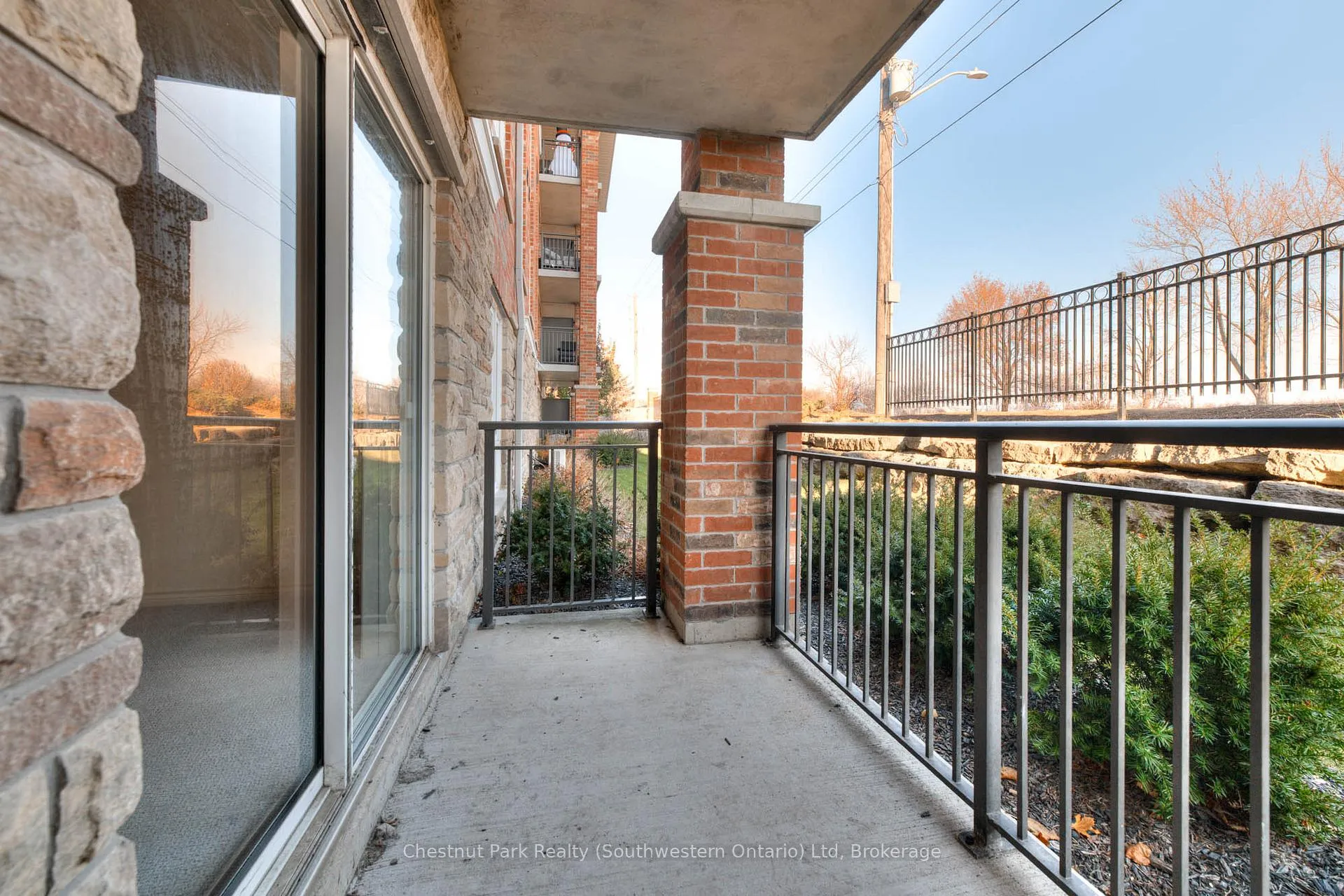 Photo 19 of Unit 103, 19 Waterford Drive, Guelph, Pineridge/Westminster Woods — HOMEH