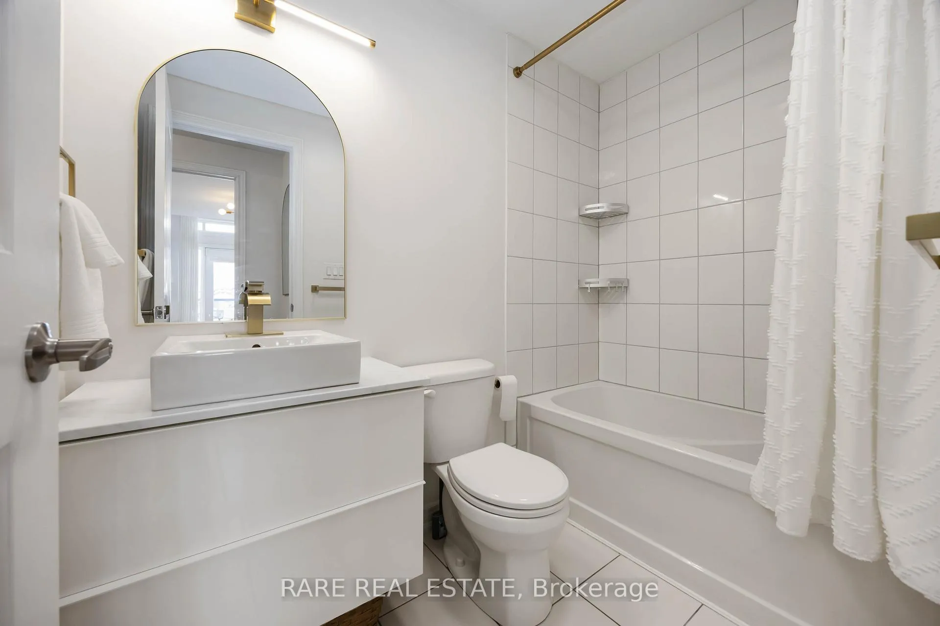 Photo 27 of Unit 8, 105 Kayla Crescent, Vaughan, Maple — HOMEH