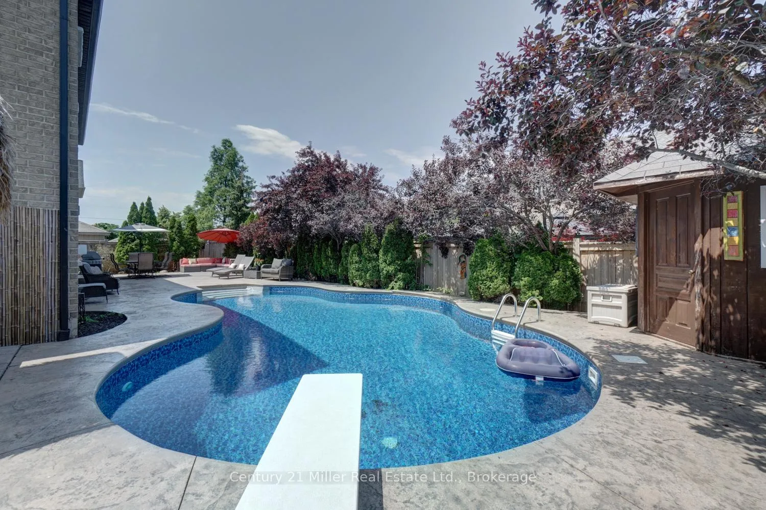 Photo 29 of 8 Watercliff Place, Hamilton, Winona Park — HOMEH