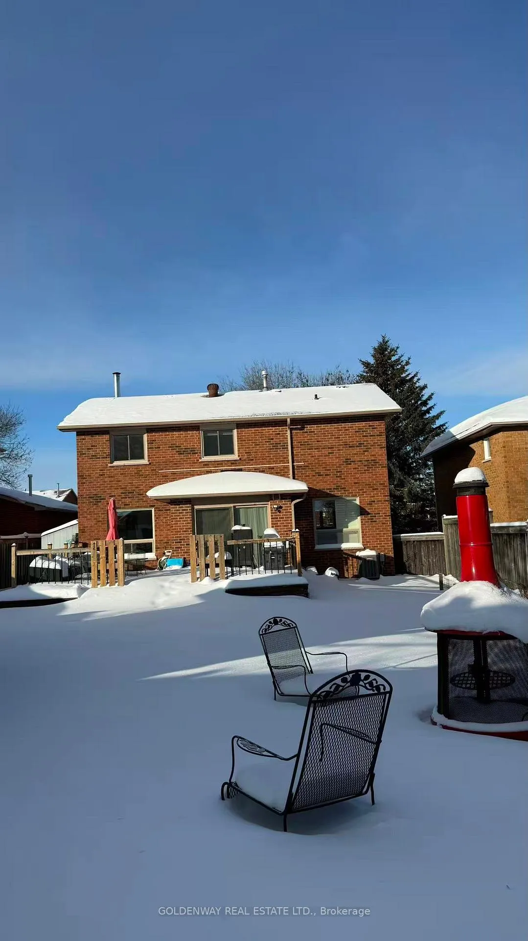 Photo 2 of Unit Room1, 72 Attridge Drive, Aurora, Aurora Village — HOMEH