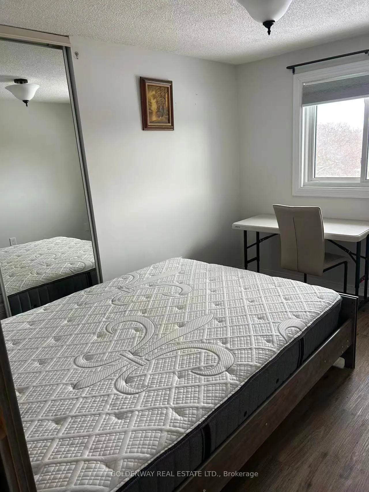 Photo 3 of Unit Room1, 72 Attridge Drive, Aurora, Aurora Village — HOMEH
