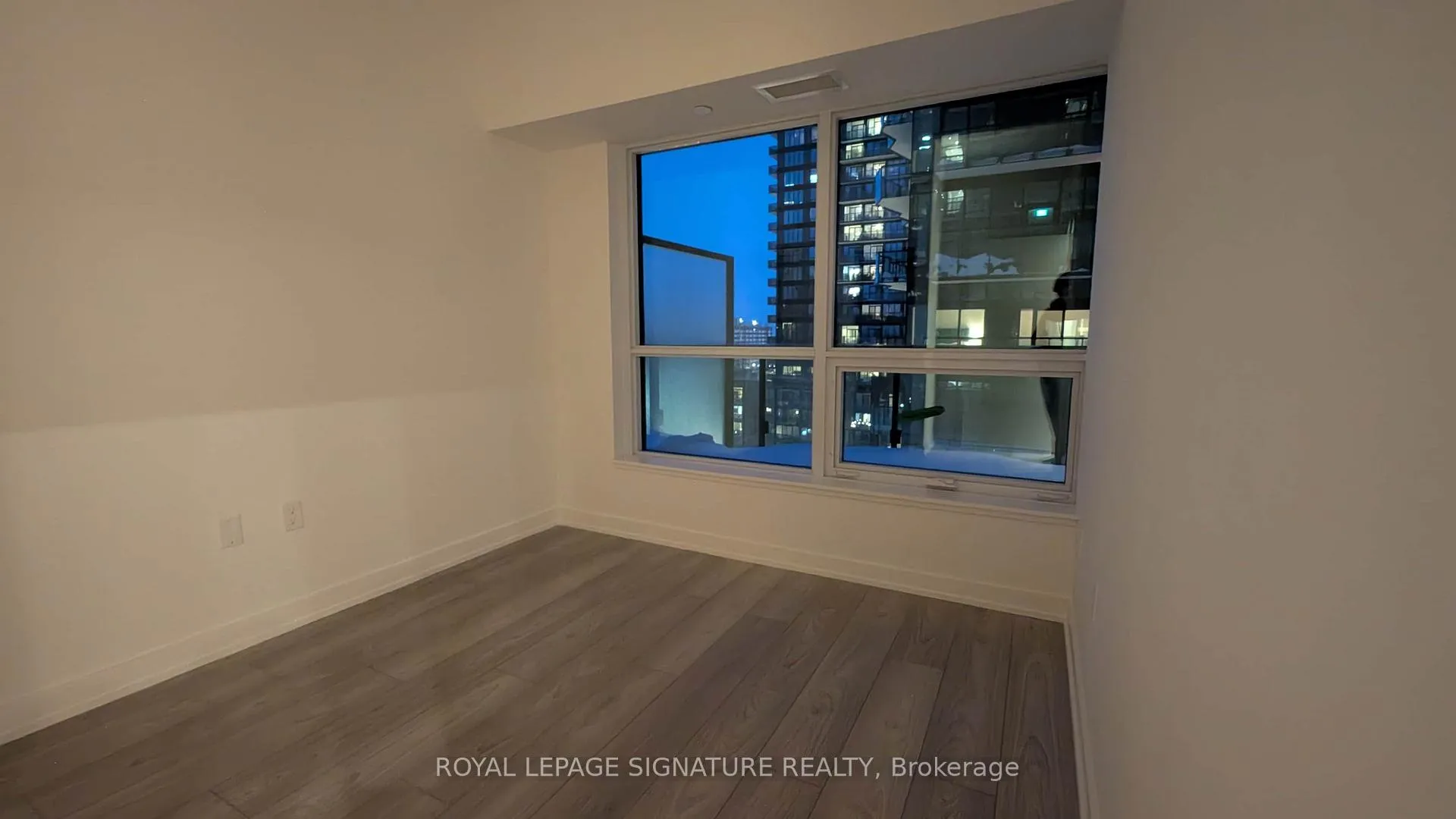 Photo 8 of Unit 808, 120 Broadway Avenue, Toronto, Mount Pleasant West — HOMEH