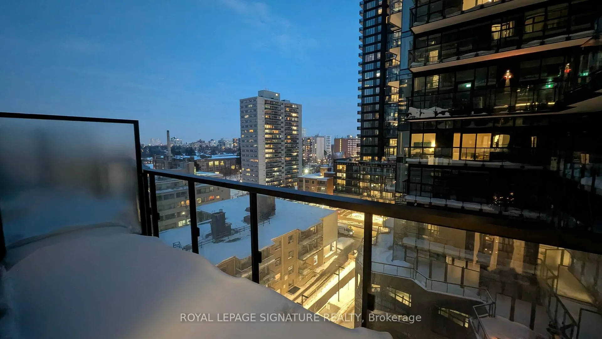 Photo 17 of Unit 808, 120 Broadway Avenue, Toronto, Mount Pleasant West — HOMEH