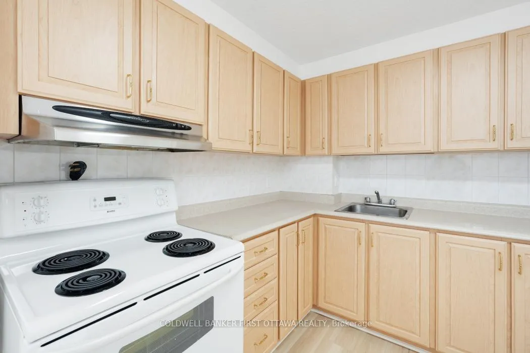 Photo 9 of Unit 1107, 1100 Ambleside Drive, Ottawa, Woodroffe — HOMEH