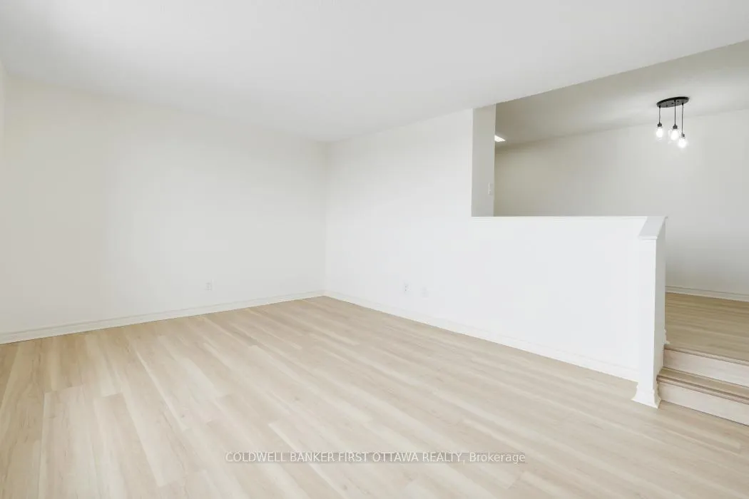 Photo 16 of Unit 1107, 1100 Ambleside Drive, Ottawa, Woodroffe — HOMEH