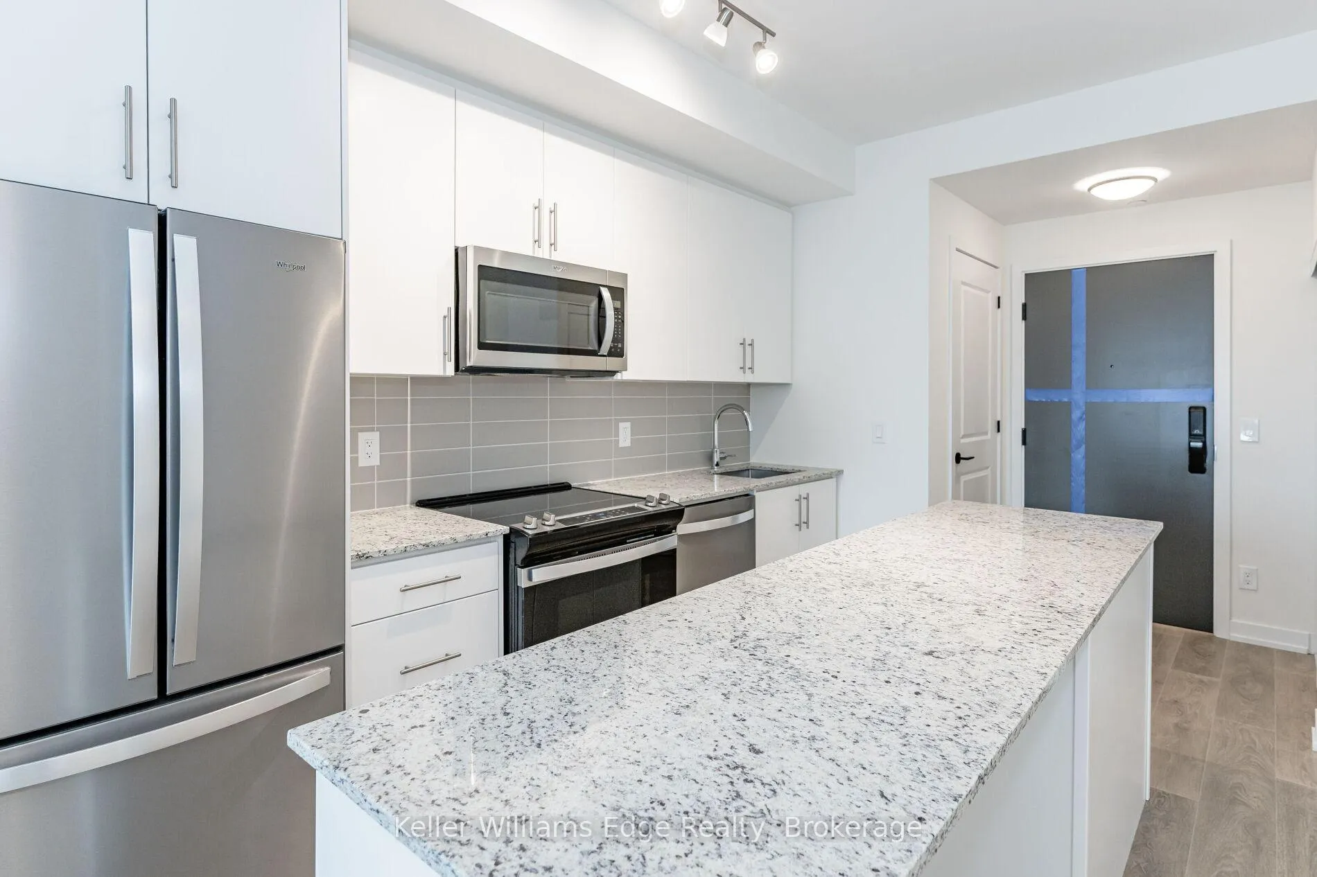 Photo 11 of Unit 401, 345 Wheat Boom Drive, Oakville, Joshua Meadows — HOMEH