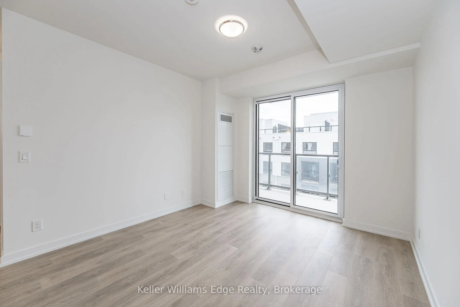 Photo 21 of Unit 401, 345 Wheat Boom Drive, Oakville, Joshua Meadows — HOMEH