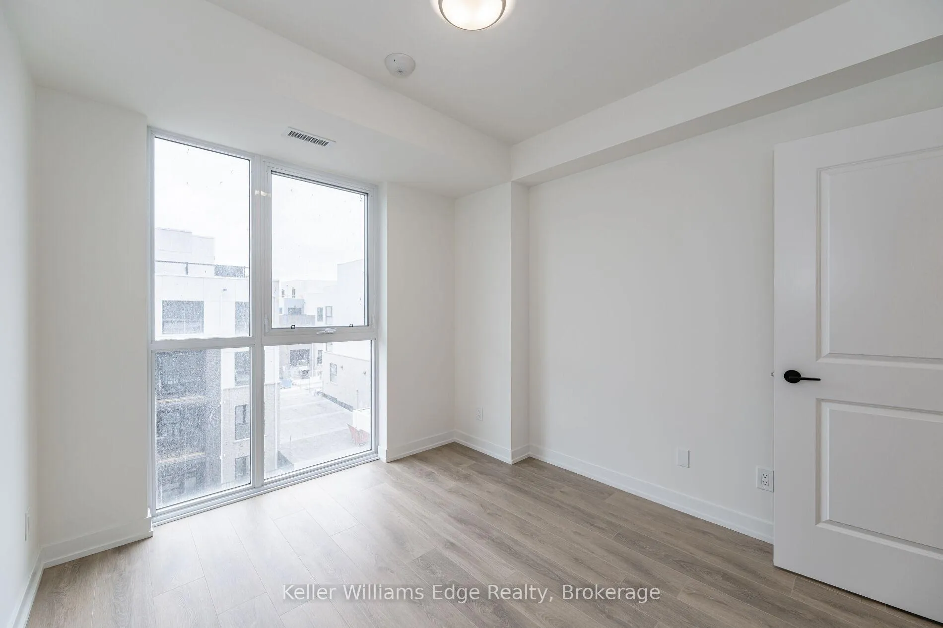 Photo 22 of Unit 401, 345 Wheat Boom Drive, Oakville, Joshua Meadows — HOMEH
