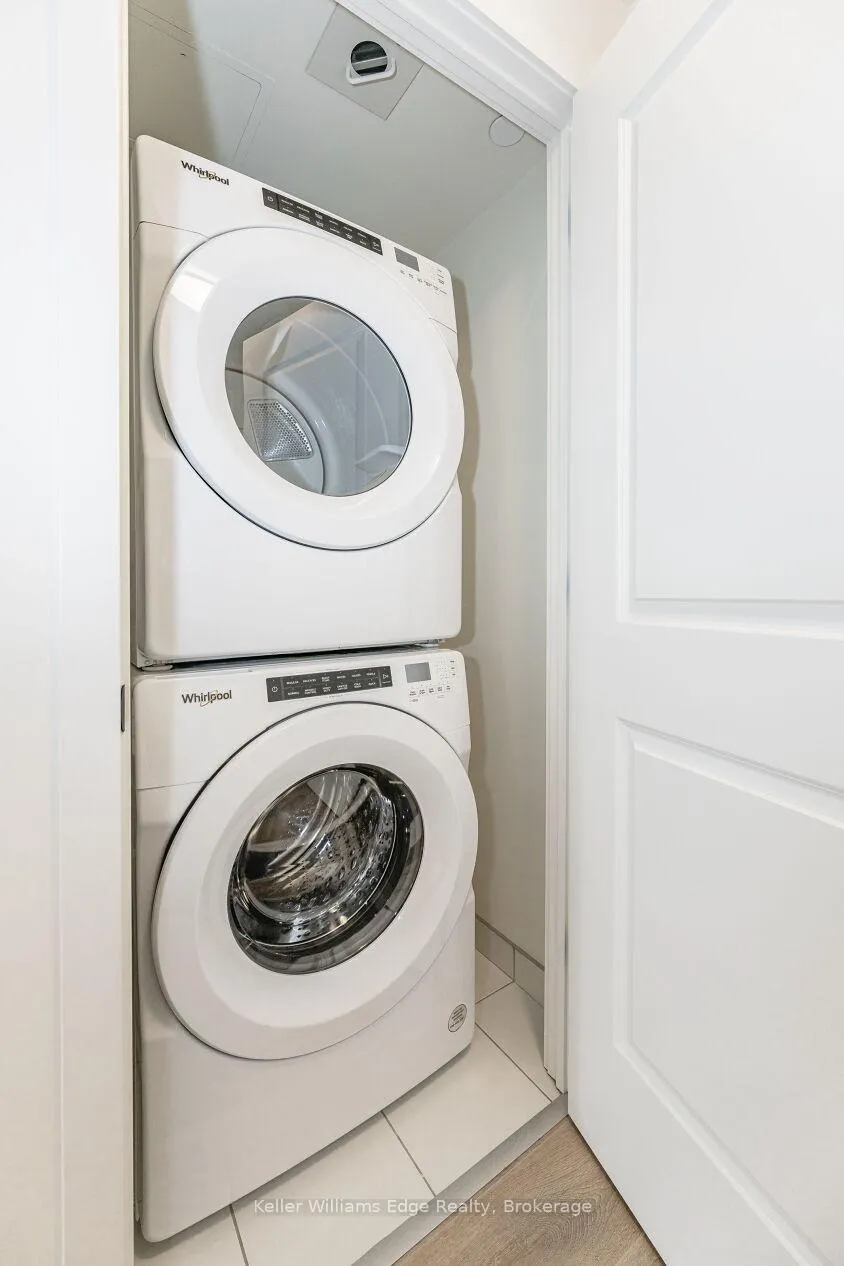 Photo 23 of Unit 401, 345 Wheat Boom Drive, Oakville, Joshua Meadows — HOMEH