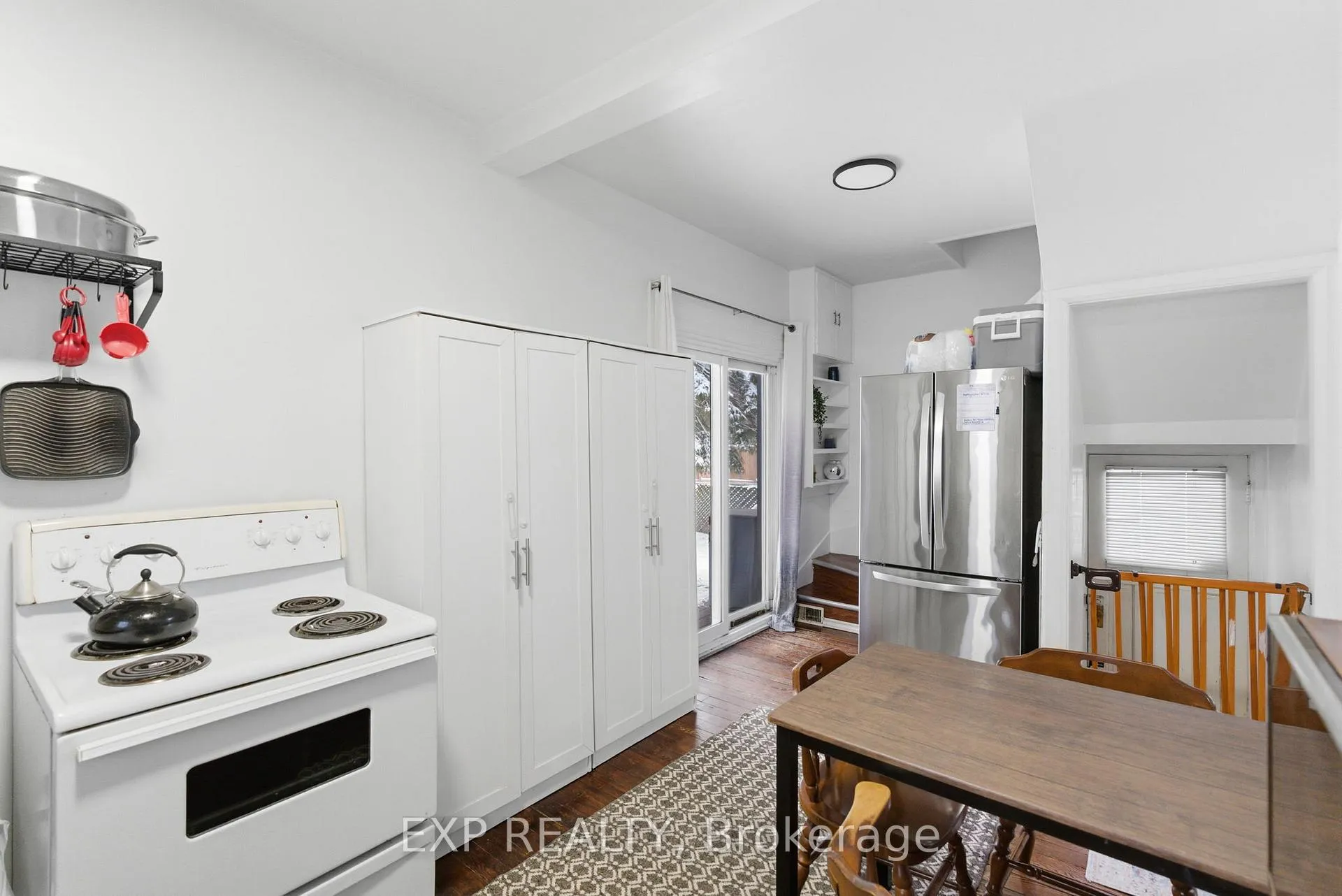 Photo 12 of 116 Thomas Street, Oshawa, Lakeview — HOMEH