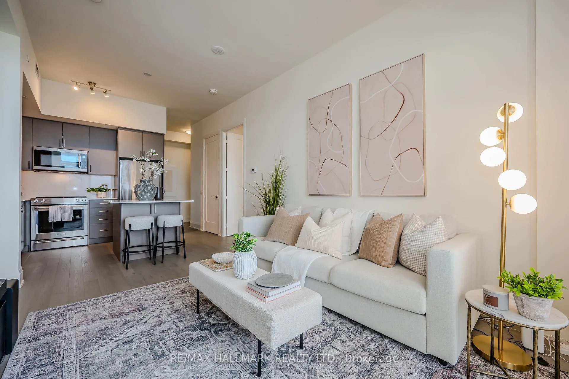 Photo 7 of Unit PH114, 9000 Jane Street, Vaughan, Vellore Village — HOMEH