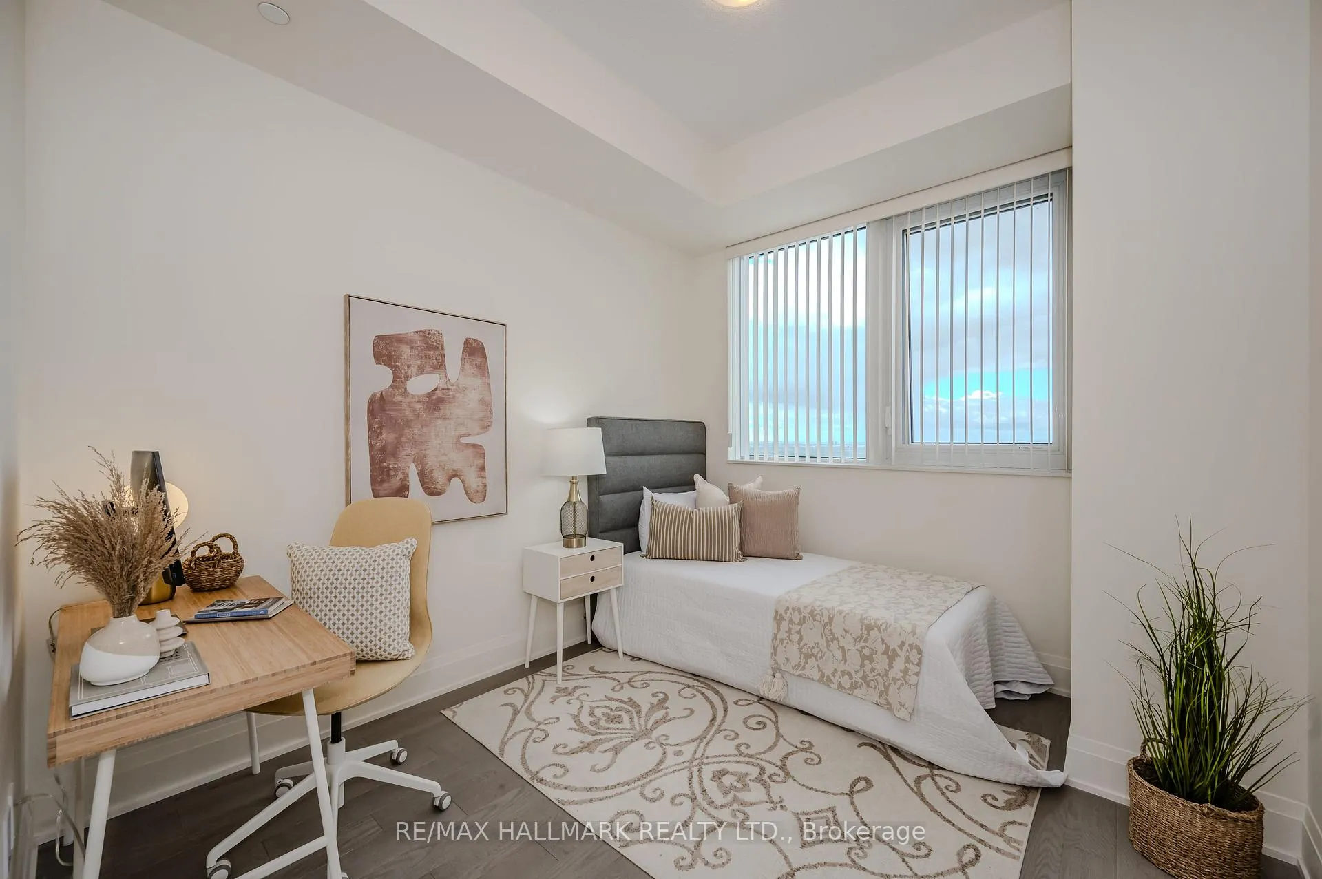 Photo 12 of Unit PH114, 9000 Jane Street, Vaughan, Vellore Village — HOMEH