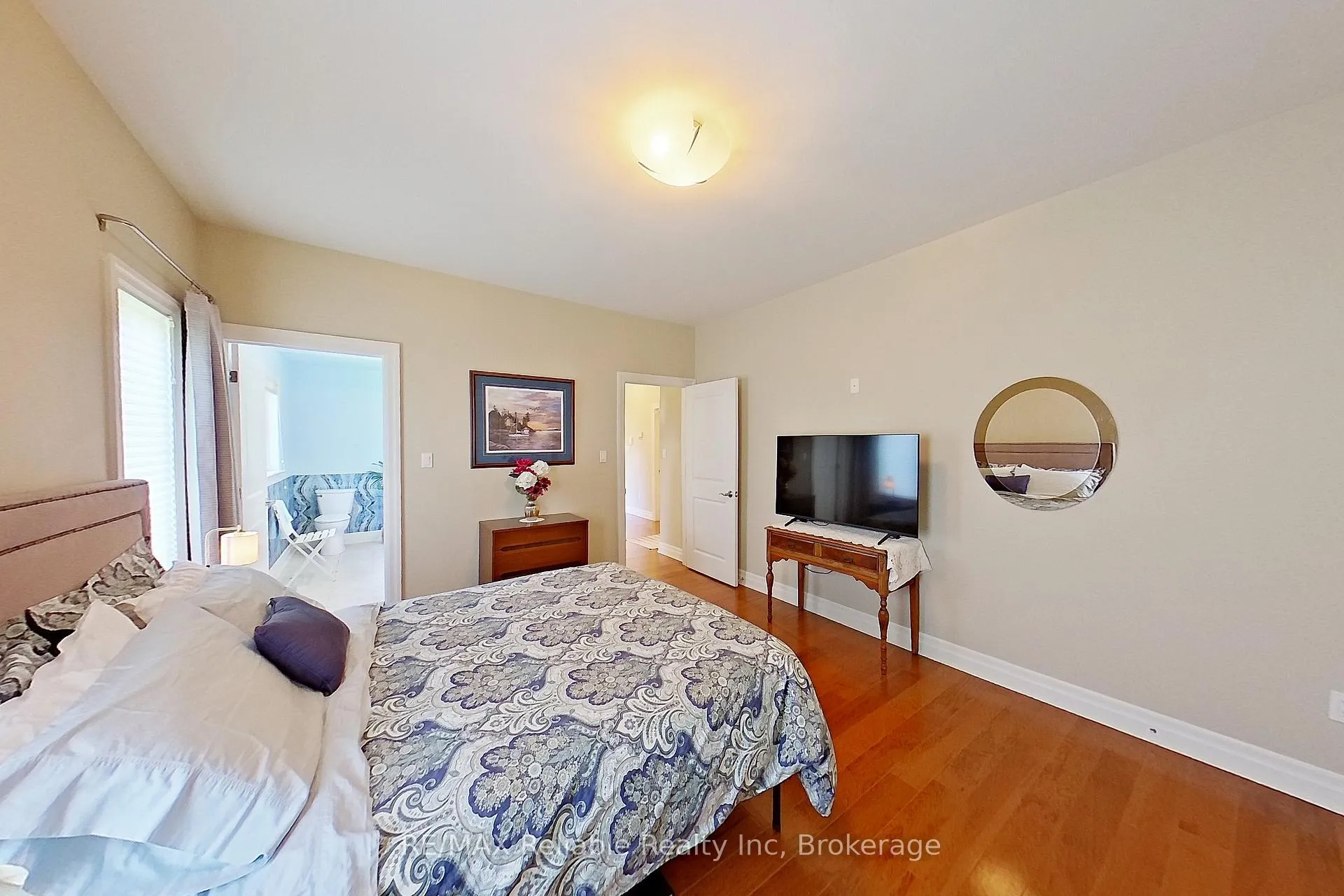 Photo 18 of 4-10 Conrad Drive, Bluewater, Zurich — HOMEH