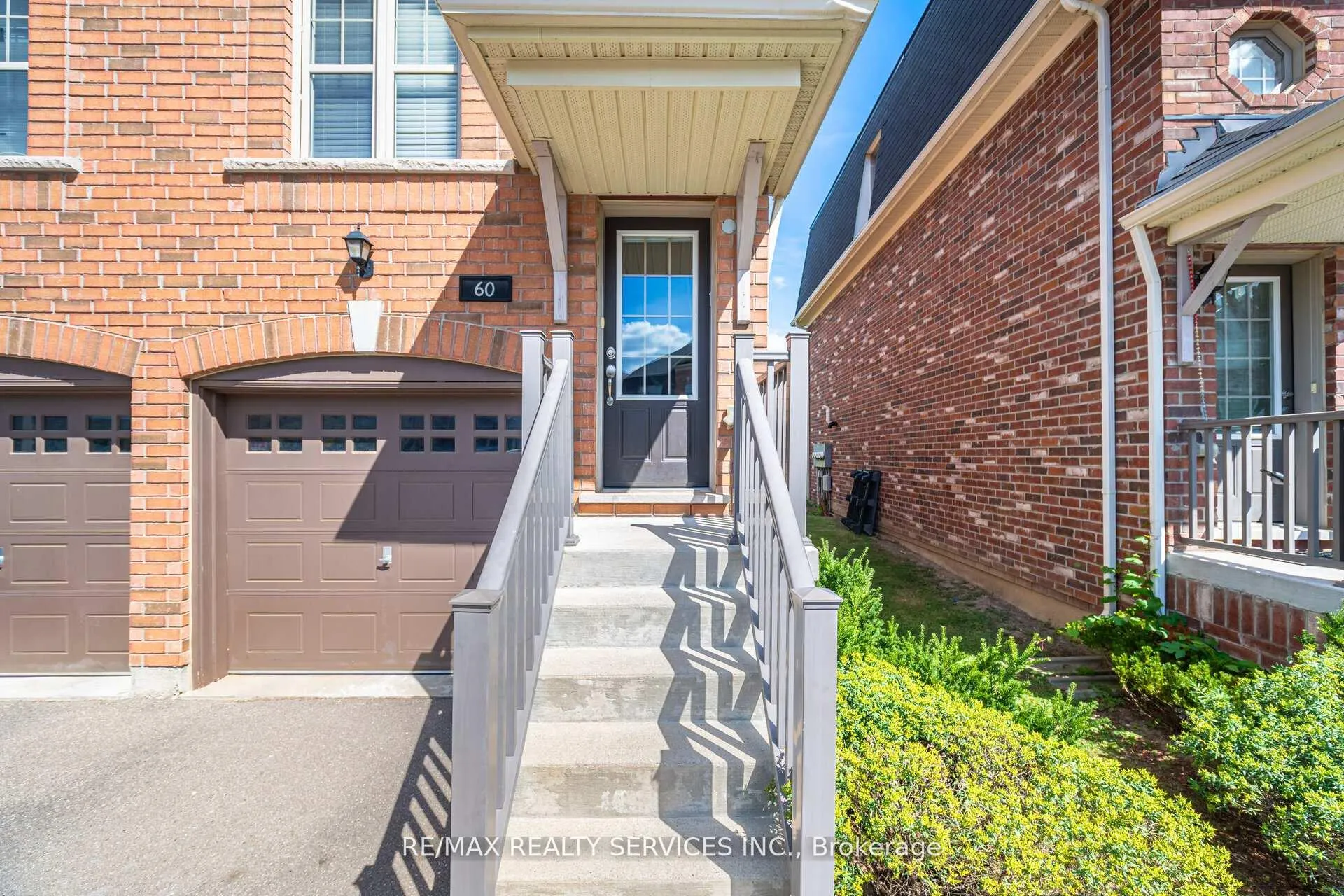 Photo 4 of 60 Soldier Street, Brampton, Northwest Brampton — HOMEH