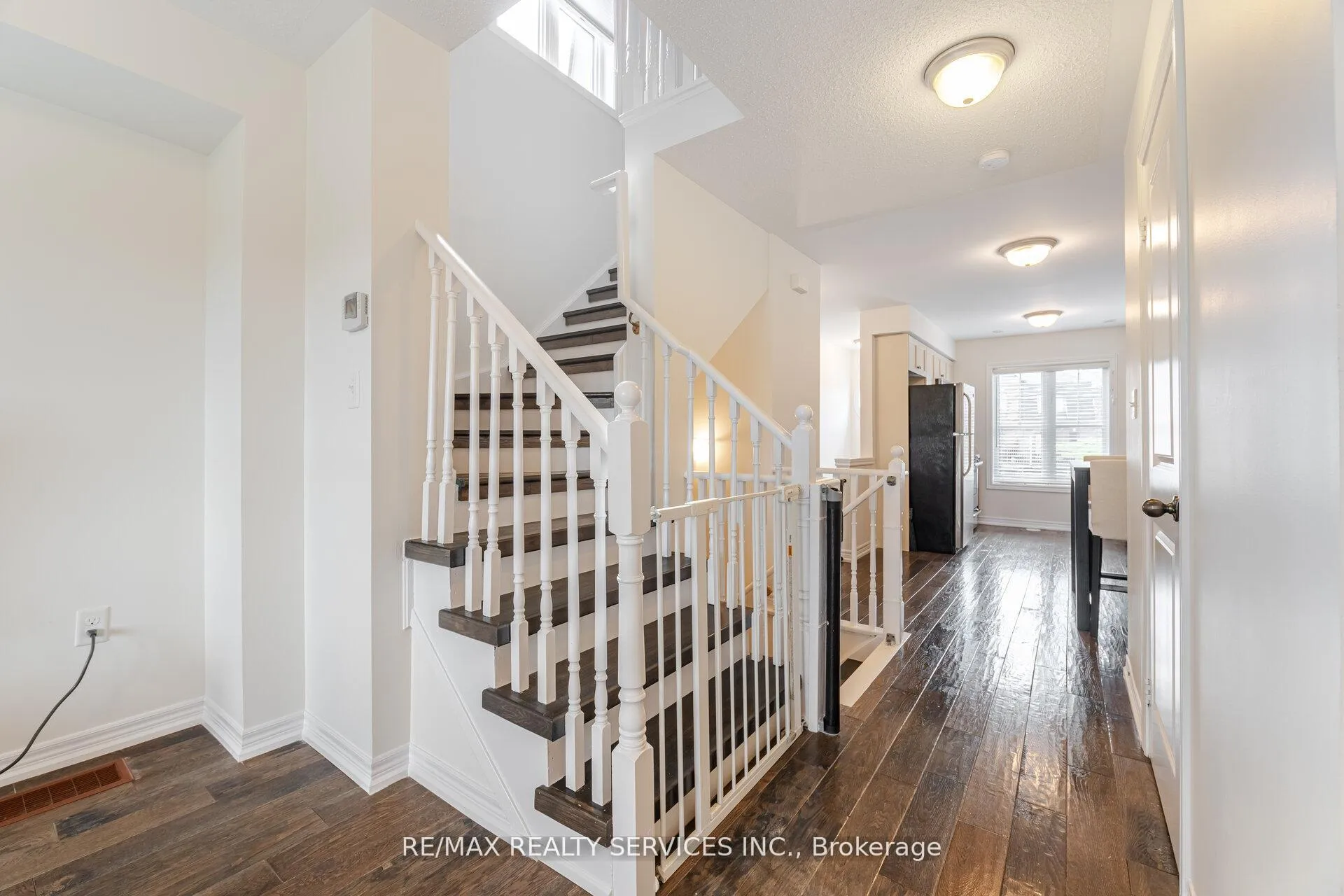 Photo 15 of 60 Soldier Street, Brampton, Northwest Brampton — HOMEH