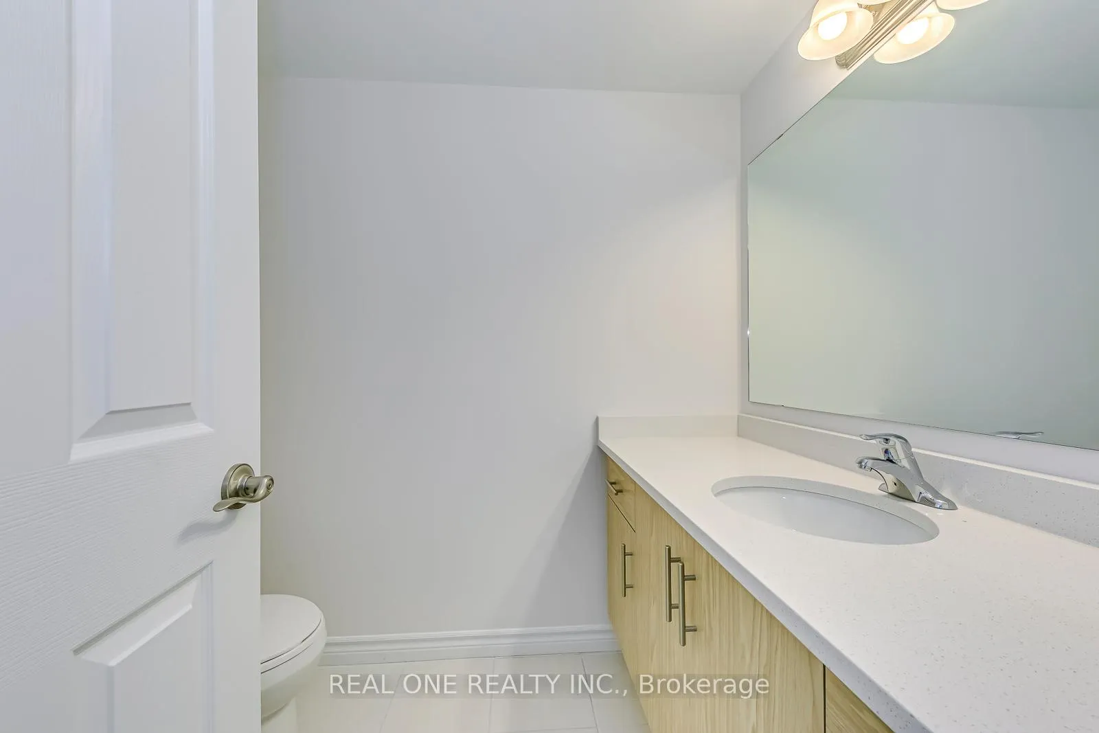 Photo 13 of Unit 27B, 85 Mullin Drive, Guelph, Victoria North — HOMEH