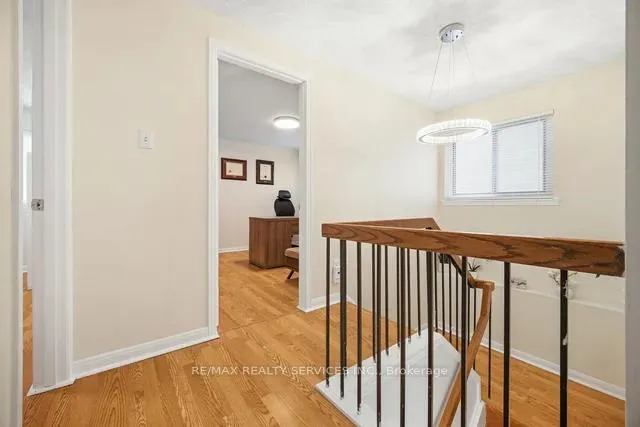 Photo 23 of 8 Nottawasaga Crescent, Brampton, Heart Lake West — HOMEH