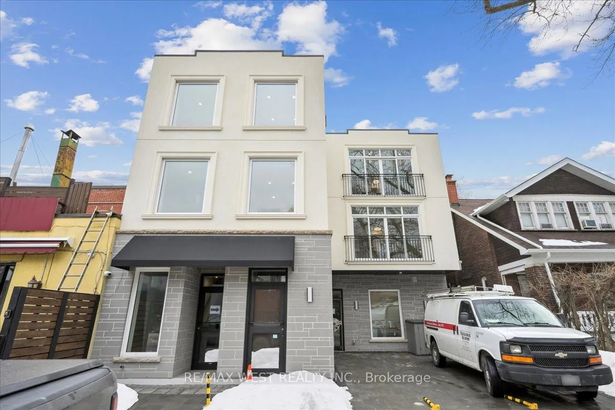 Front of Unit 301, 115 Monarch Park Avenue