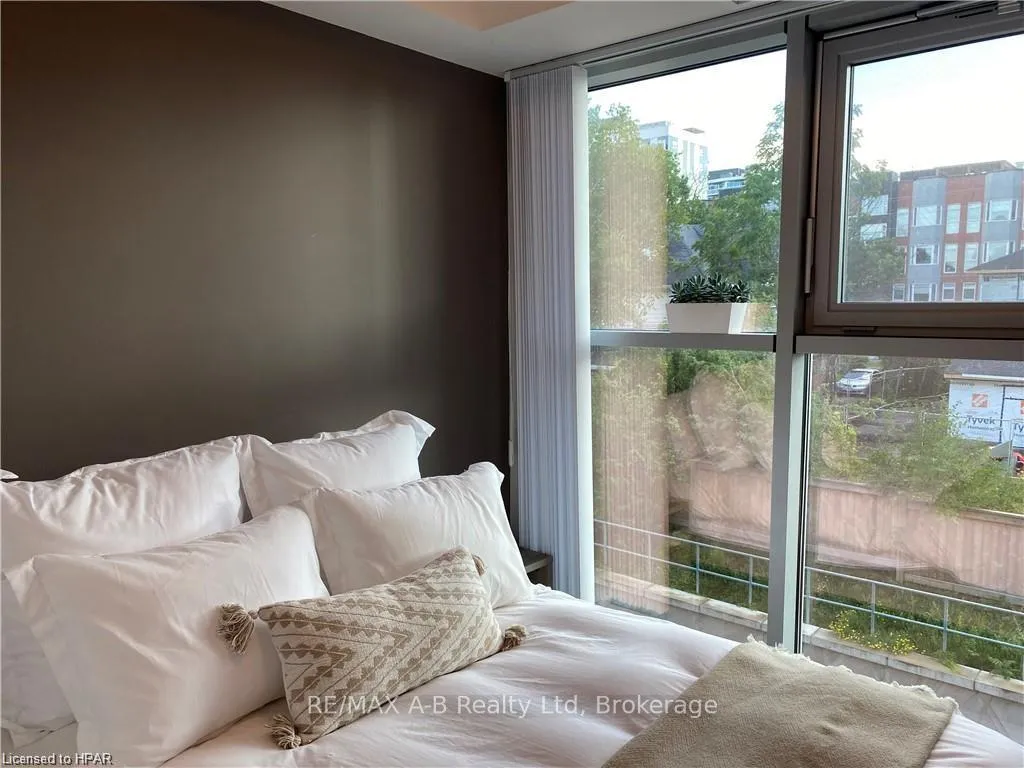Photo 6 of Unit 320, 257 Hemlock Street, Waterloo, Uptown Waterloo/Westmount — HOMEH