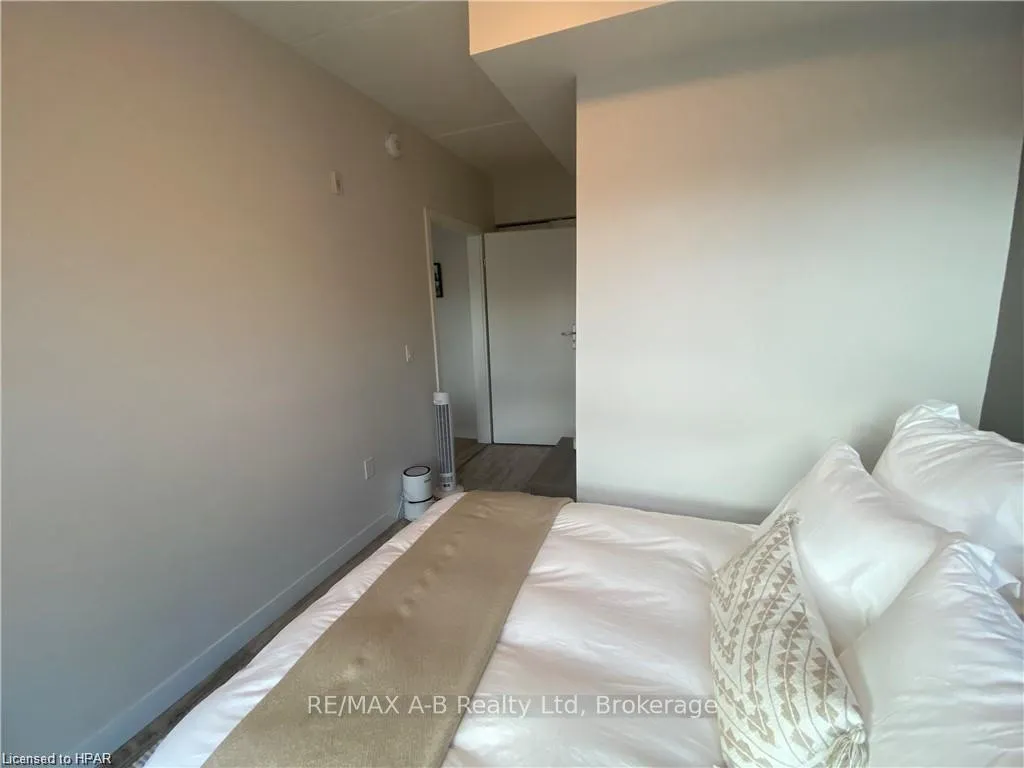 Photo 8 of Unit 320, 257 Hemlock Street, Waterloo, Uptown Waterloo/Westmount — HOMEH