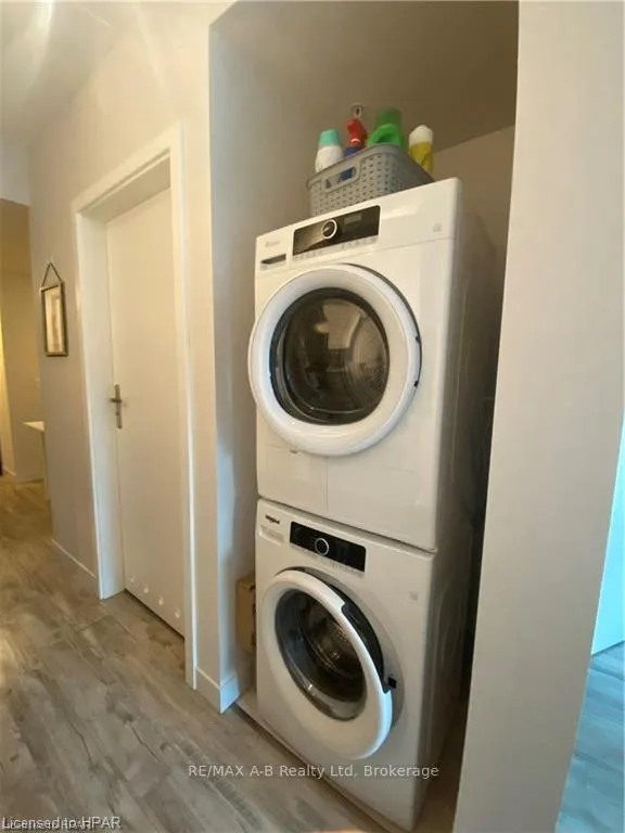 Photo 15 of Unit 320, 257 Hemlock Street, Waterloo, Uptown Waterloo/Westmount — HOMEH